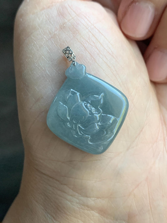 Natural Guatemalan Icy Translucent Light Dusty Blue Jadeite Lotus Flower Pendant 18K White Gold 4g 天然冰危淡蓝翡翠莲花镶嵌吊坠 LDQL