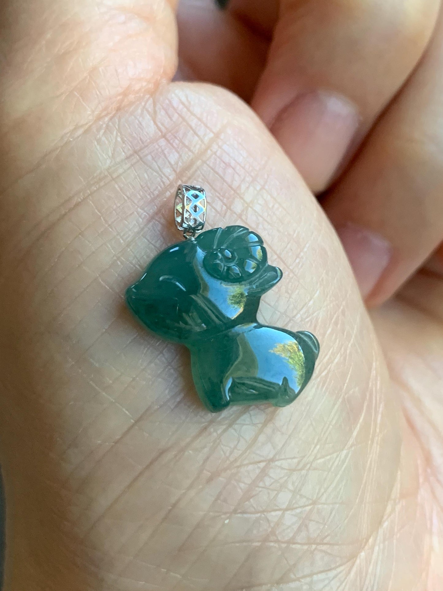 Natural Guatemalan Icy Translucent Gelatinous Teal Green Jadeite Baby Sheep Ram Pendant 18K White Gold 2g 天然冰胶危蓝绿翡翠小羊镶嵌吊坠 XDW72A