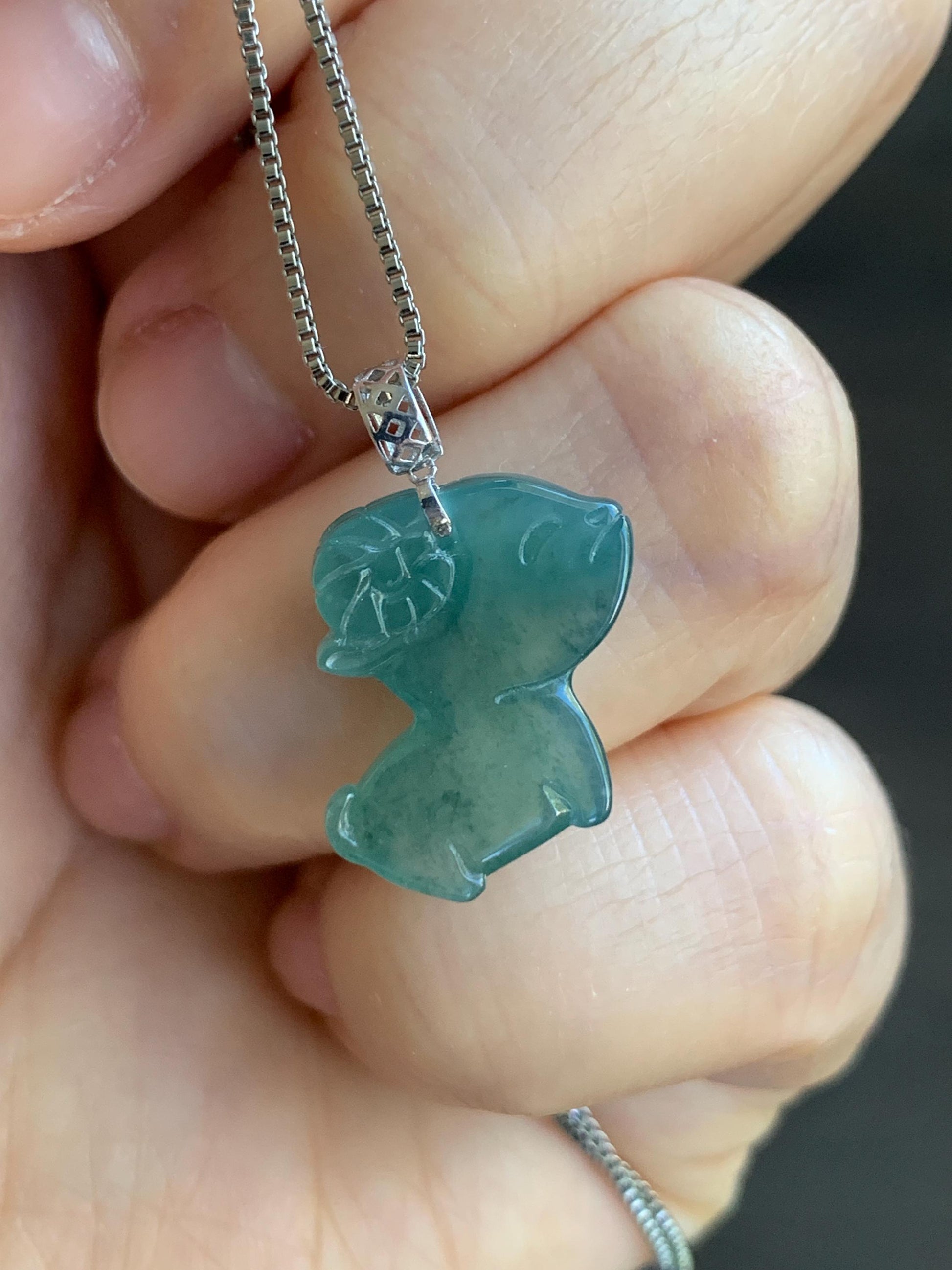 Natural Guatemalan Icy Translucent Gelatinous Teal Green Jadeite Baby Sheep Ram Pendant 18K White Gold 2g 天然冰胶危蓝绿翡翠小羊镶嵌吊坠 XDW72A