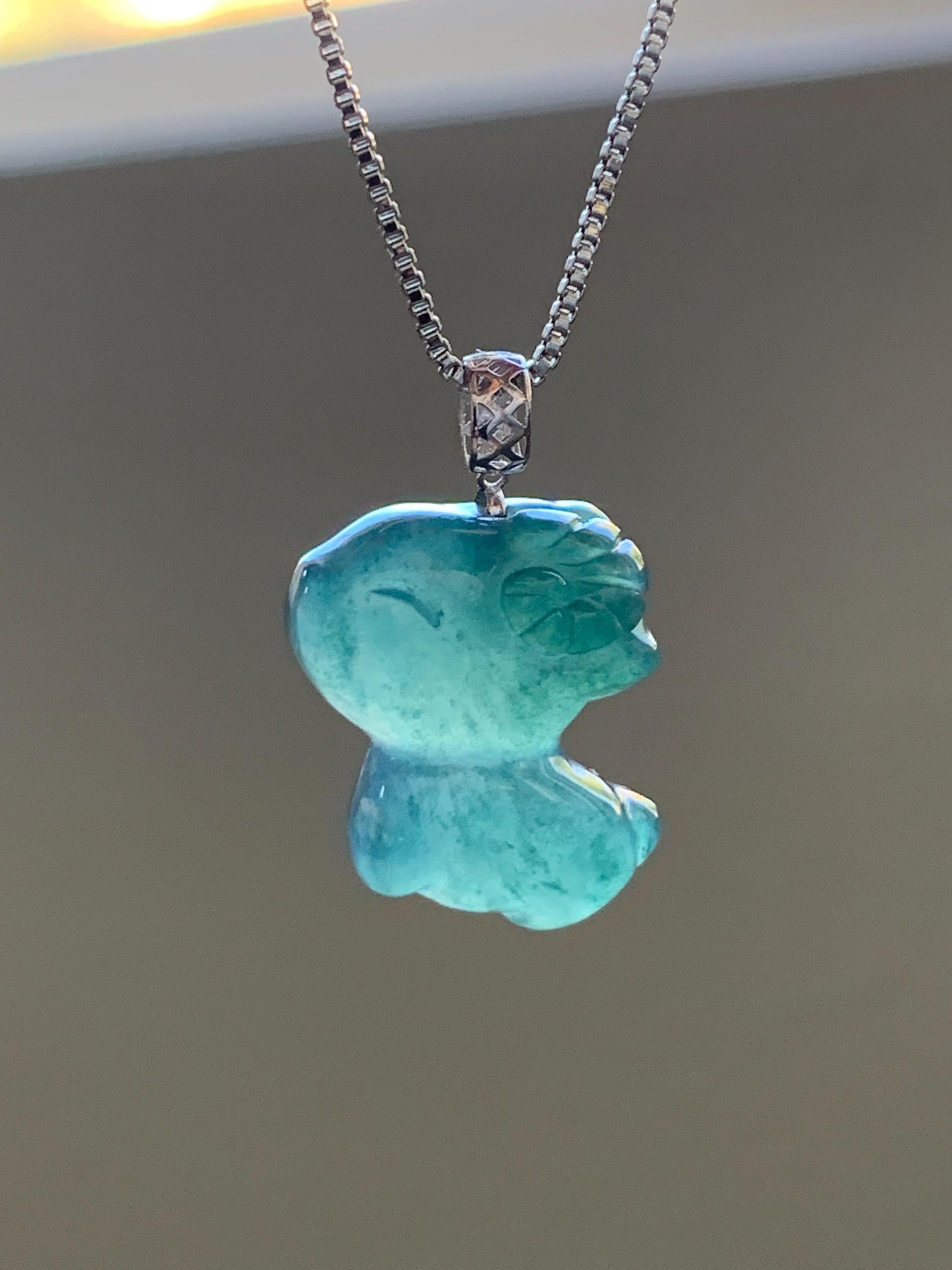 Natural Guatemalan Icy Translucent Gelatinous Deep Teal Blue Jadeite Baby Sheep Ram Pendant 18K White Gold 2g 天然冰胶危深蓝绿翡翠小羊镶嵌吊坠 XDW72B