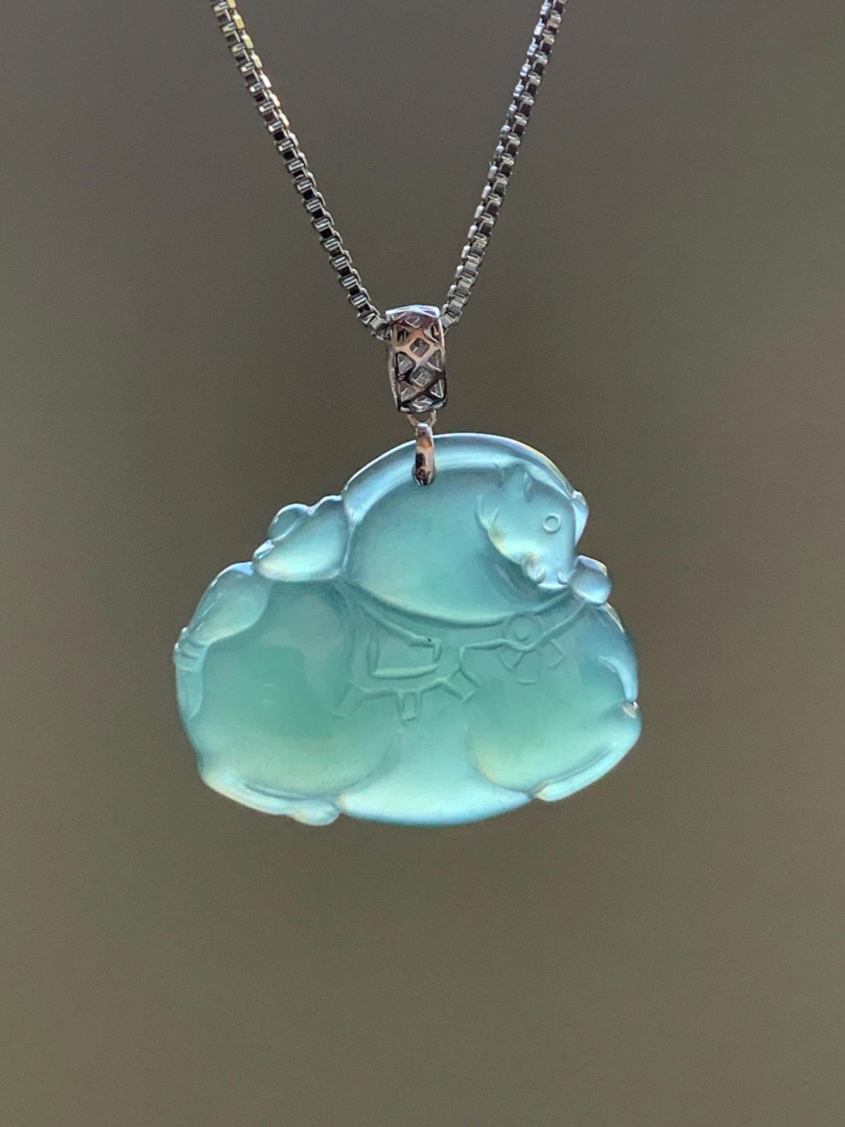 Natural Guatemalan Icy Translucent Gelatinous Teal Green Jadeite Baby Tang Horse Pendant 18K White Gold 3g 天然冰胶危蓝绿翡翠小唐马镶嵌吊坠 XDW72C