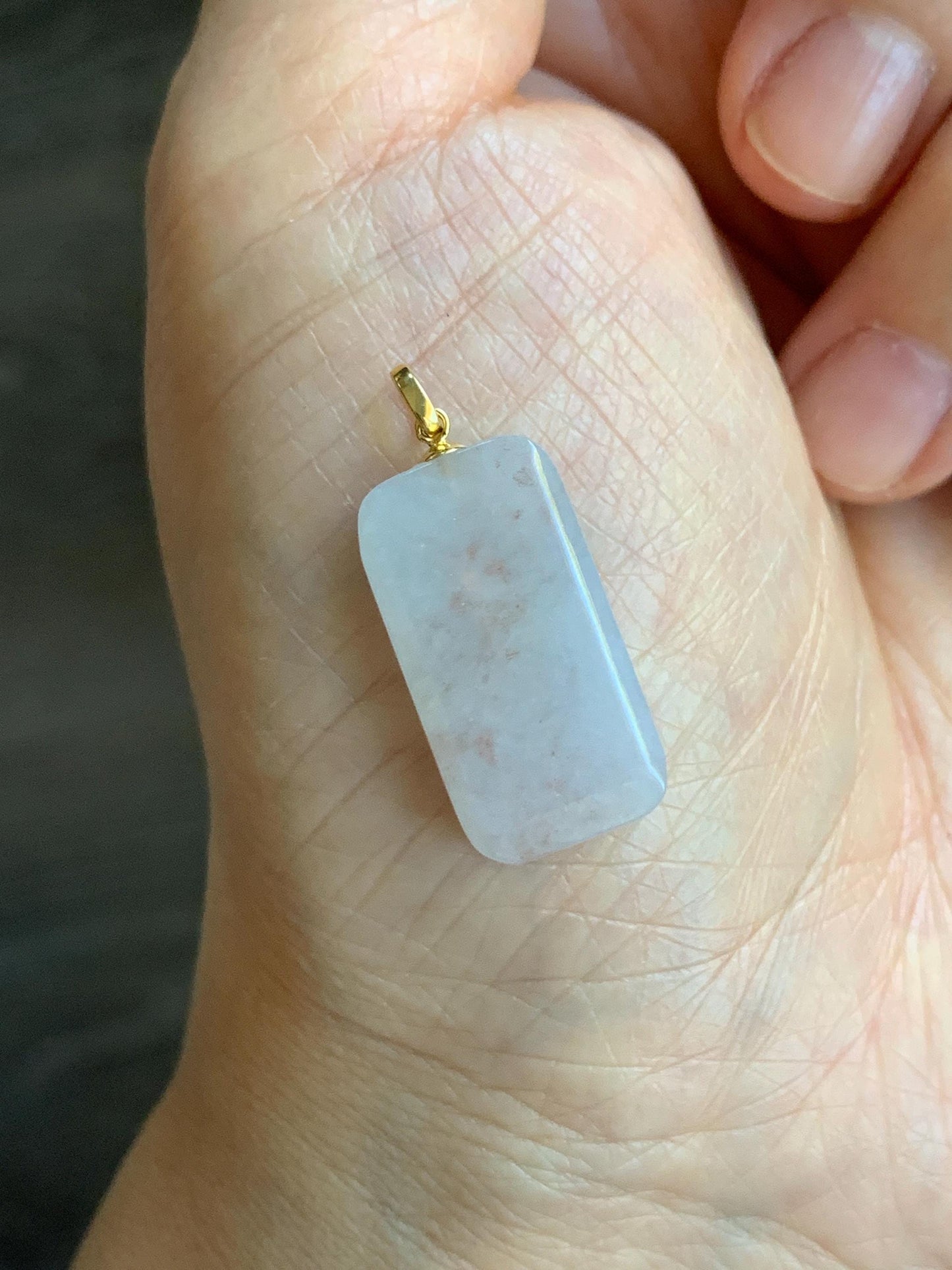 Petite Natural Burmese Icy Translation Golden Marbled Jadeite Rectangle Wu Shi Pai Pendant 18K Yellow Gold 4g 天然缅甸冰桂花糕撒金翡翠小无事牌镶嵌吊坠