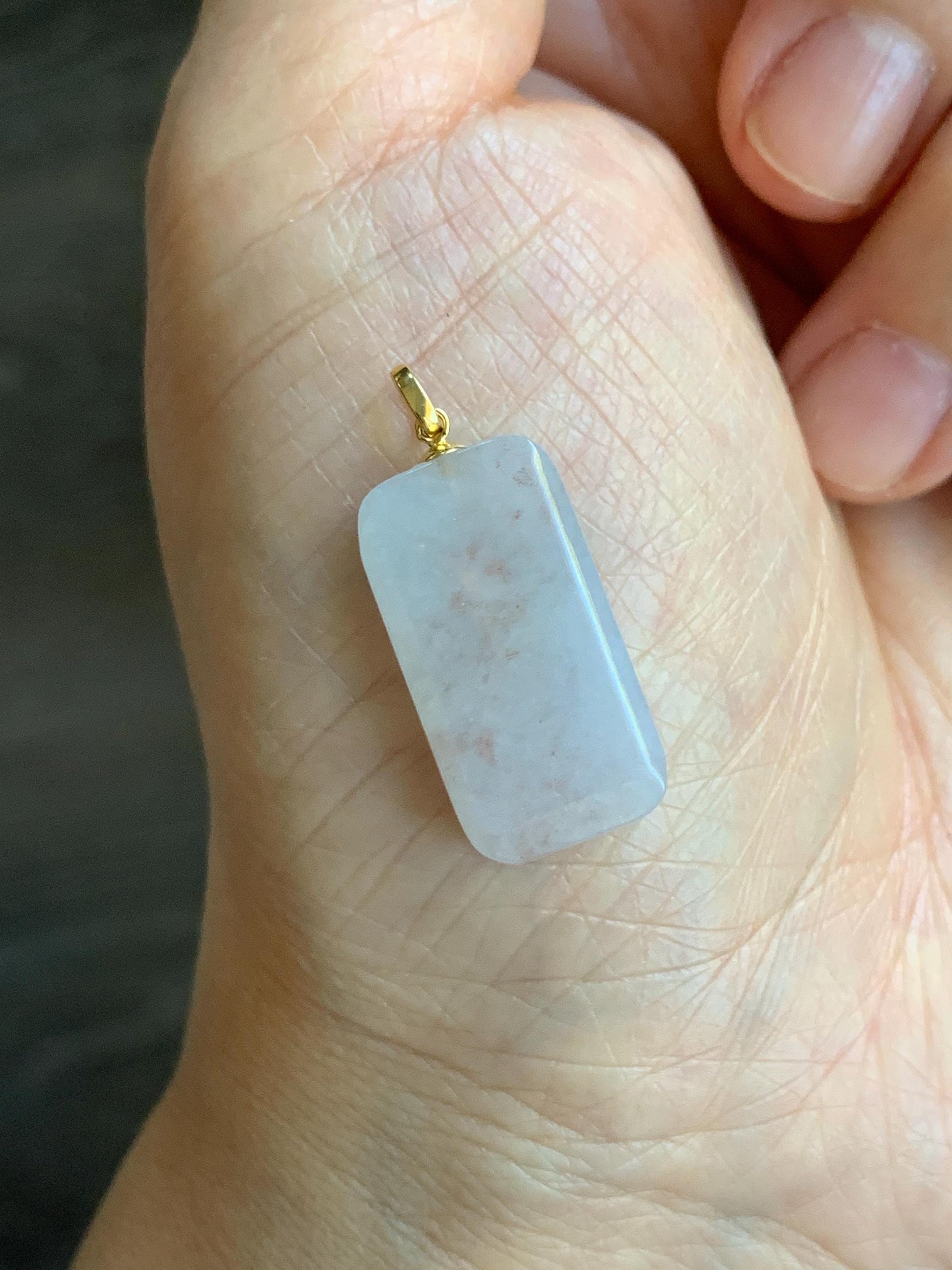 Petite Natural Burmese Icy Translation Golden Marbled Jadeite Rectangle Wu Shi Pai Pendant 18K Yellow Gold 4g 天然缅甸冰桂花糕撒金翡翠小无事牌镶嵌吊坠