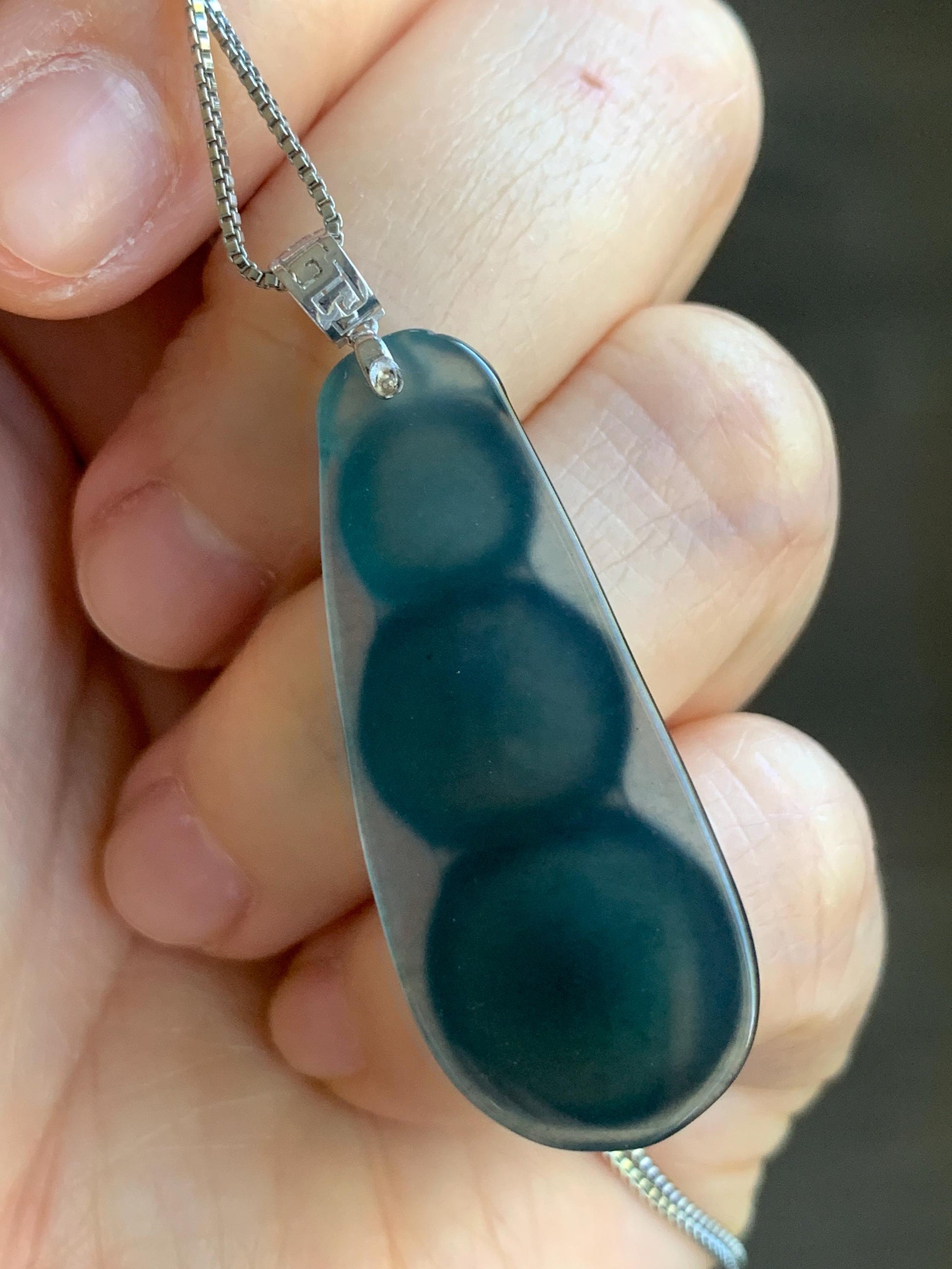 Large Natural Guatemalan Icy Translucent Dark Teal Blue Jadeite Large Peapod Pendant 18K White Gold 6g 天然冰危深蓝翡翠福豆镶嵌吊坠 SLD67B