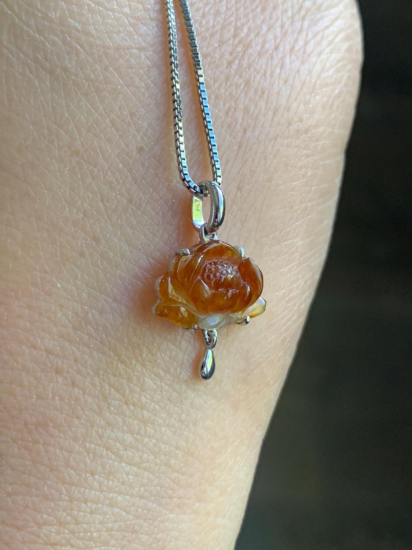 Certified Natural Burmese Icy Translucent Rich Cognac Jadeite Carved Lotus Flower Petite Pendant 18K White Gold 1g 天然缅甸冰红翡翠莲花镶嵌吊坠 3030