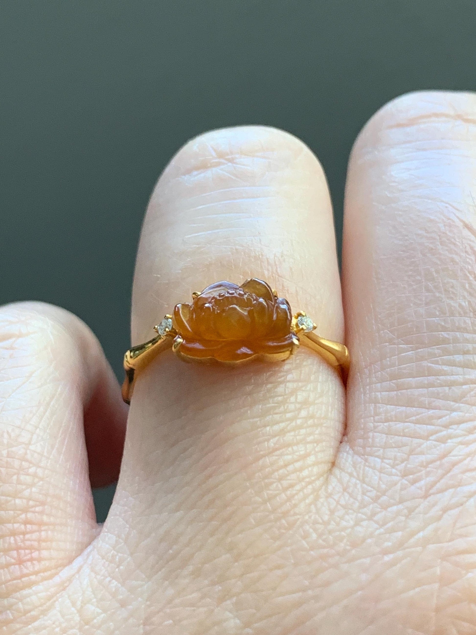 Certified Natural Burmese Icy Translucent Rich Cognac Jadeite Lotus Flower Ring 18K Yellow Gold Diamonds Size 7.25 US 2g 天然缅甸冰红翡翠莲花镶嵌戒指 3043