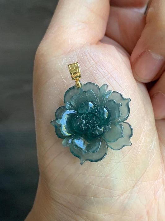 Natural Guatemalan Icy Highly Translucent Dark Teal Blue Jadeite Lotus Flower Pendant 18K Yellow Gold 5g 天然冰胶危起光深蓝翡翠莲花镶嵌吊坠