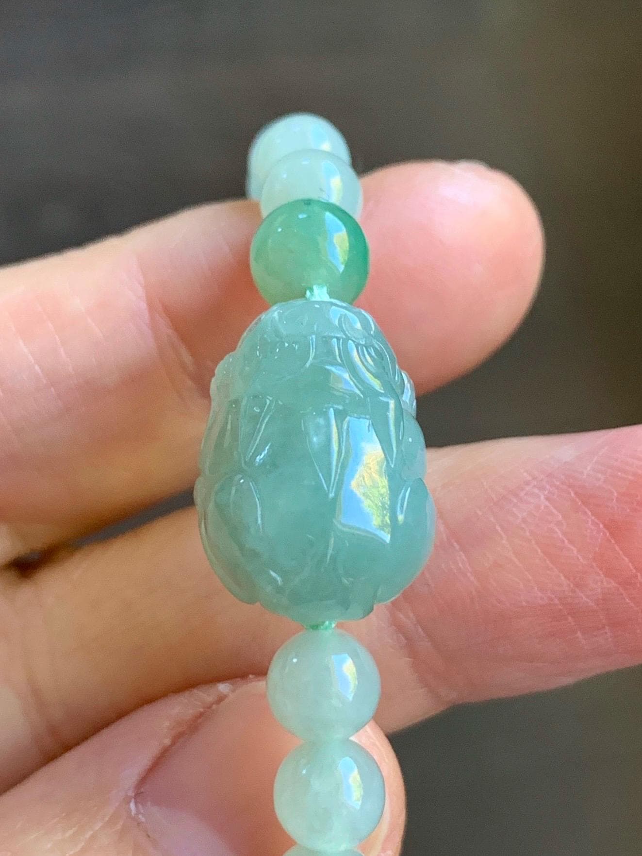 Natural Burmese Icy Translucent Gelatinous Light Green Jadeite Carved Pixiu Beaded Bracelet 6mm 7” 14g 天然缅甸冰胶淡绿翡翠珠貔貅手串