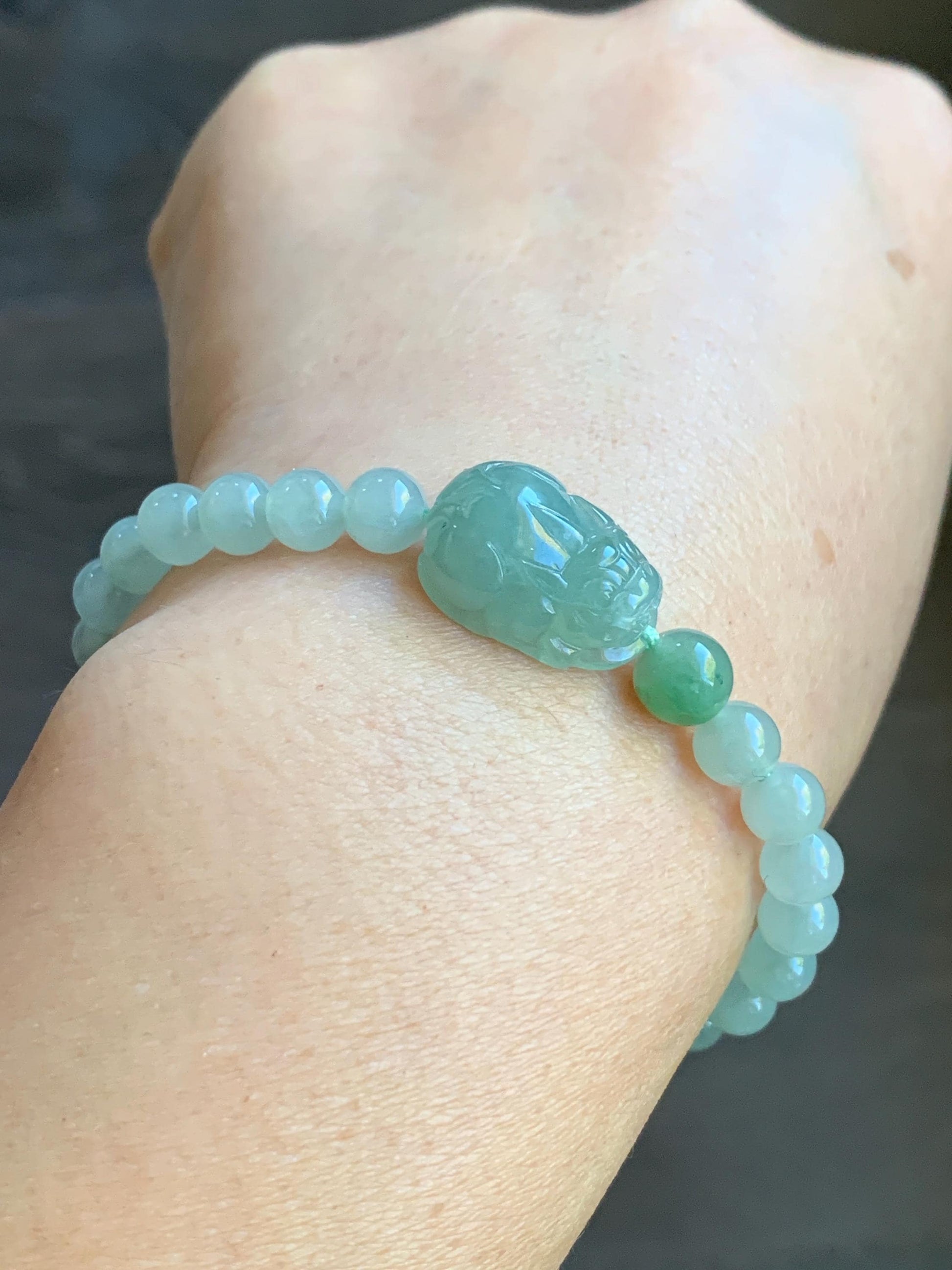 Natural Burmese Icy Translucent Gelatinous Light Green Jadeite Carved Pixiu Beaded Bracelet 6mm 7” 14g 天然缅甸冰胶淡绿翡翠珠貔貅手串
