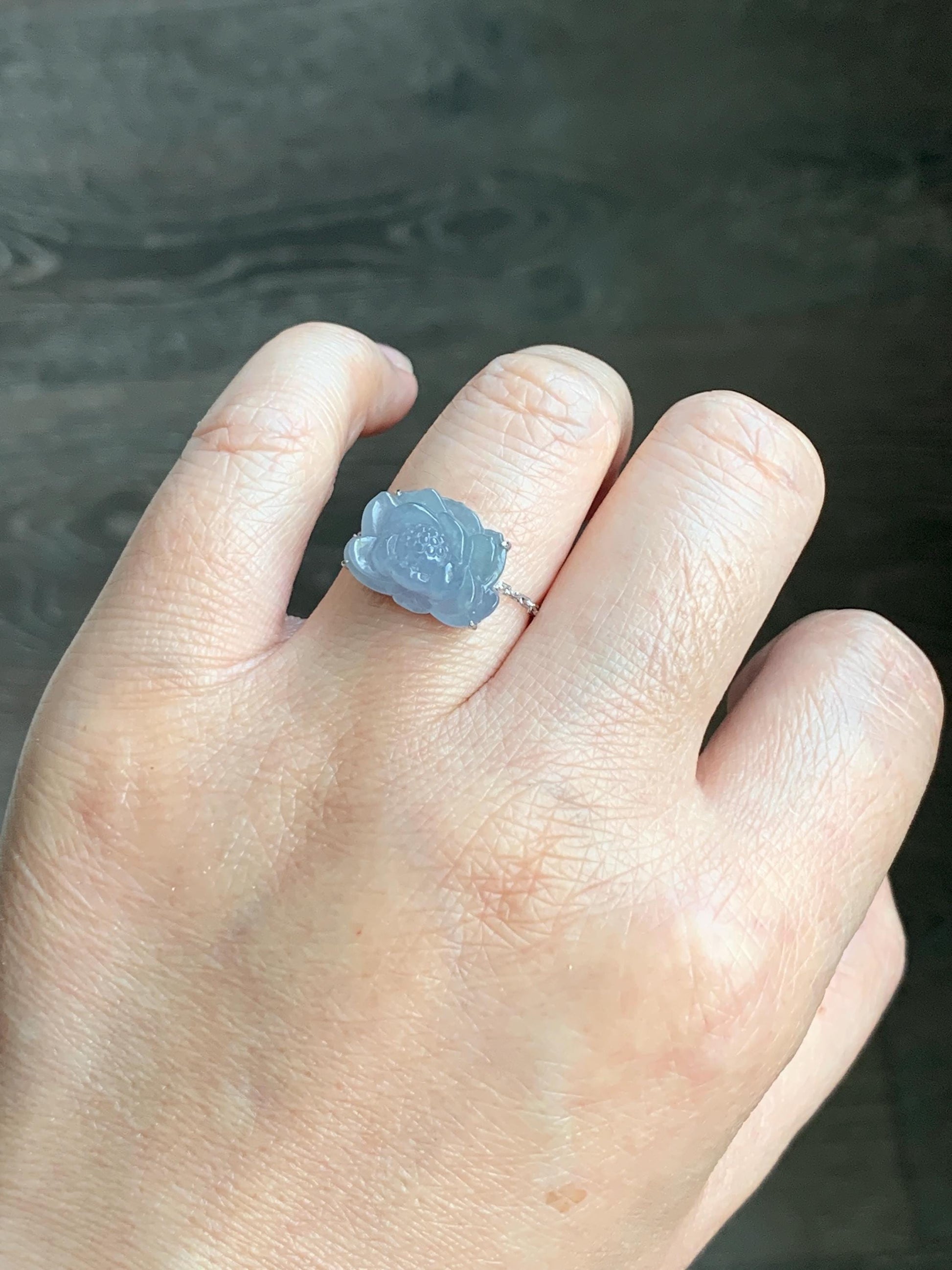 Certified Natural Burmese Icy Translucent Light Purplish Blue Jadeite Lotus Flower Chain Ring 18K White Gold Adjustable 天然缅甸冰淡篮紫翡翠莲花镶嵌戒指
