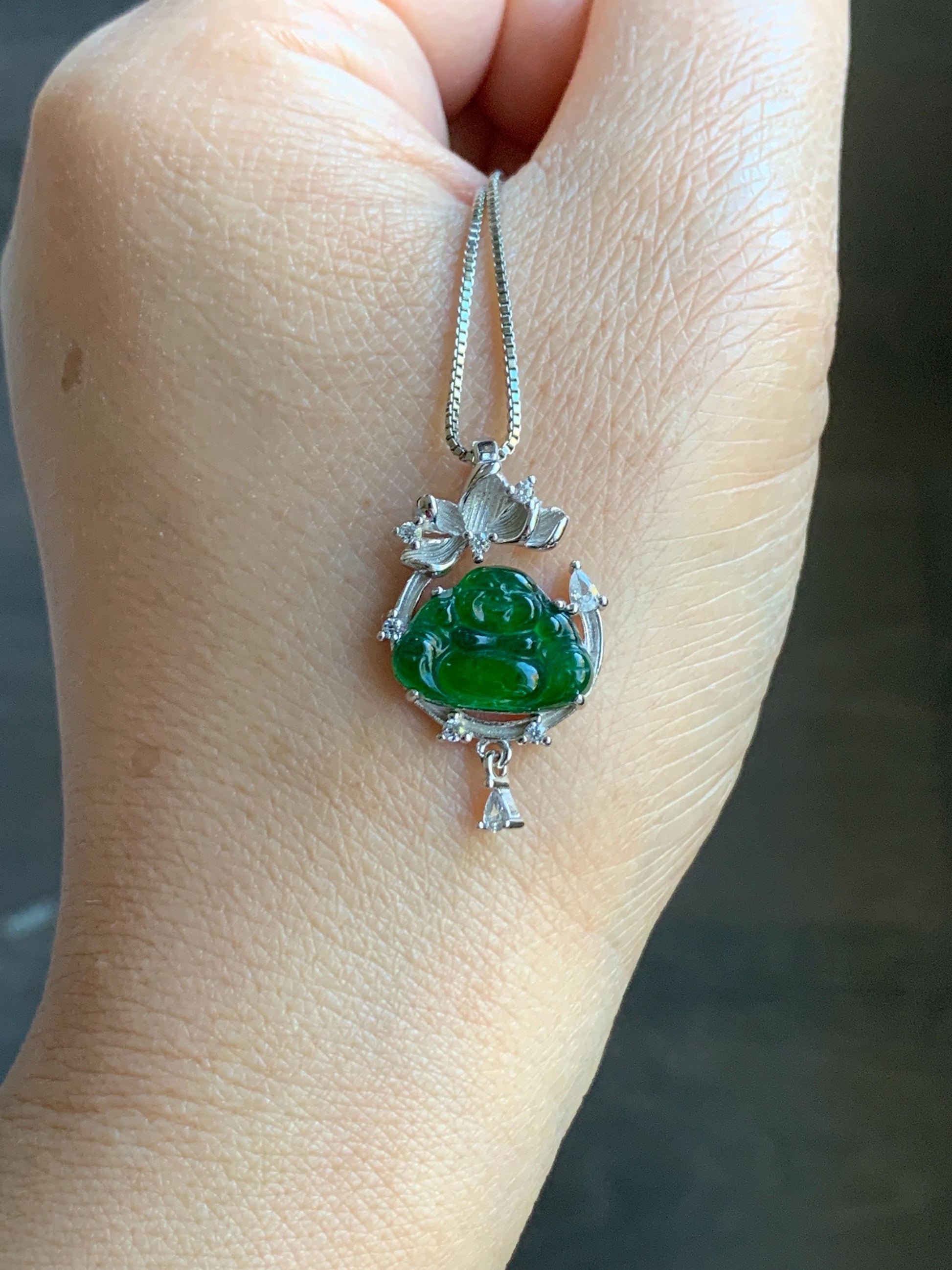 Petite Natural Guatemalan Icy Translucent Vibrant Green Jadeite Carved Buddha Pendant Sterling Silver 天然冰危绿翡翠佛公镶嵌吊坠 LFG910