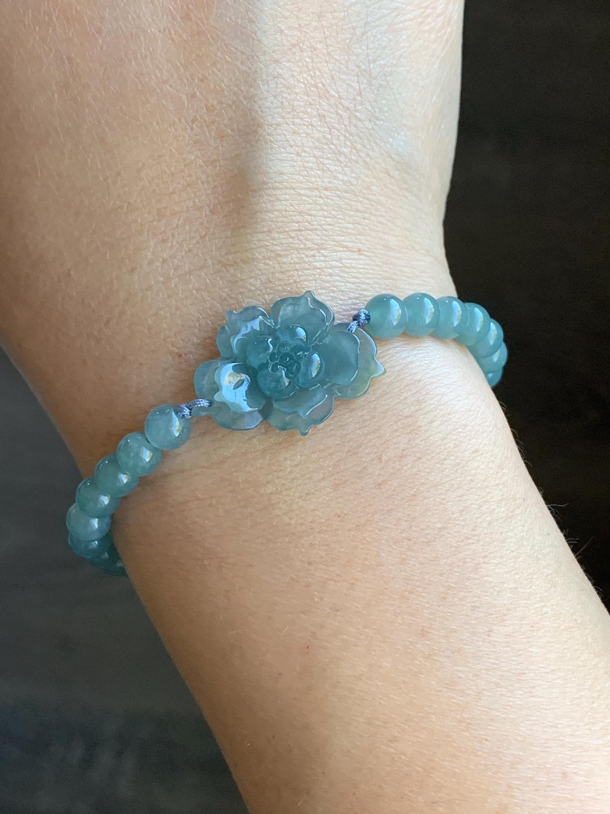 Certified Natural Burmese Icy Translucent Gelatinous Teal Blue Yellow Marbled Jadeite Lotus Flower Beaded Bracelet 7” 12g 天然冰危蓝翡翠莲花圆珠手串