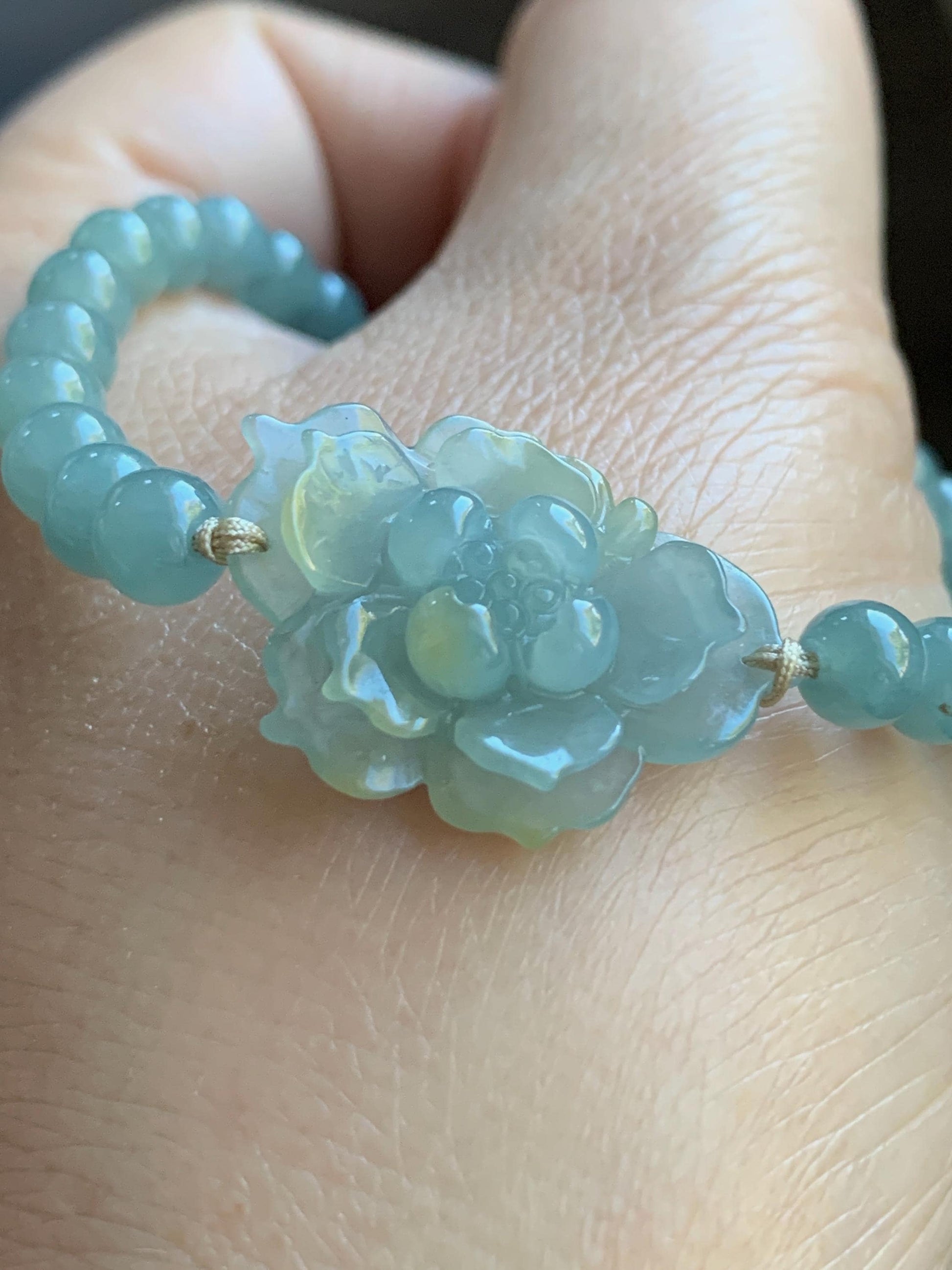 Natural Guatemalan Icy Translucent Gelatinous Light Dusty Blue Yellow Marbled Jadeite Lotus Flower Beaded Bracelet 6.75” 天然冰危淡蓝加黄翡翠莲花淡蓝珠手串