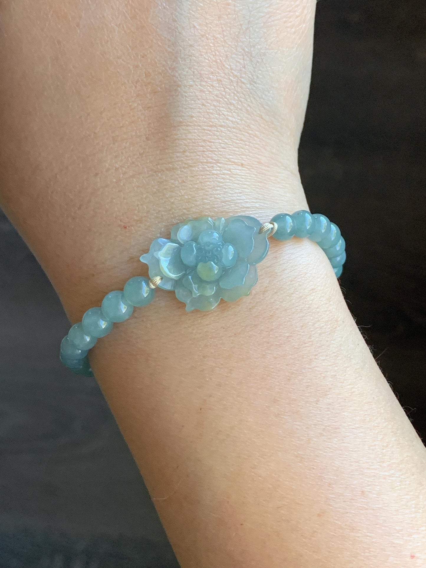 Natural Guatemalan Icy Translucent Gelatinous Light Dusty Blue Yellow Marbled Jadeite Lotus Flower Beaded Bracelet 6.75” 天然冰危淡蓝加黄翡翠莲花淡蓝珠手串