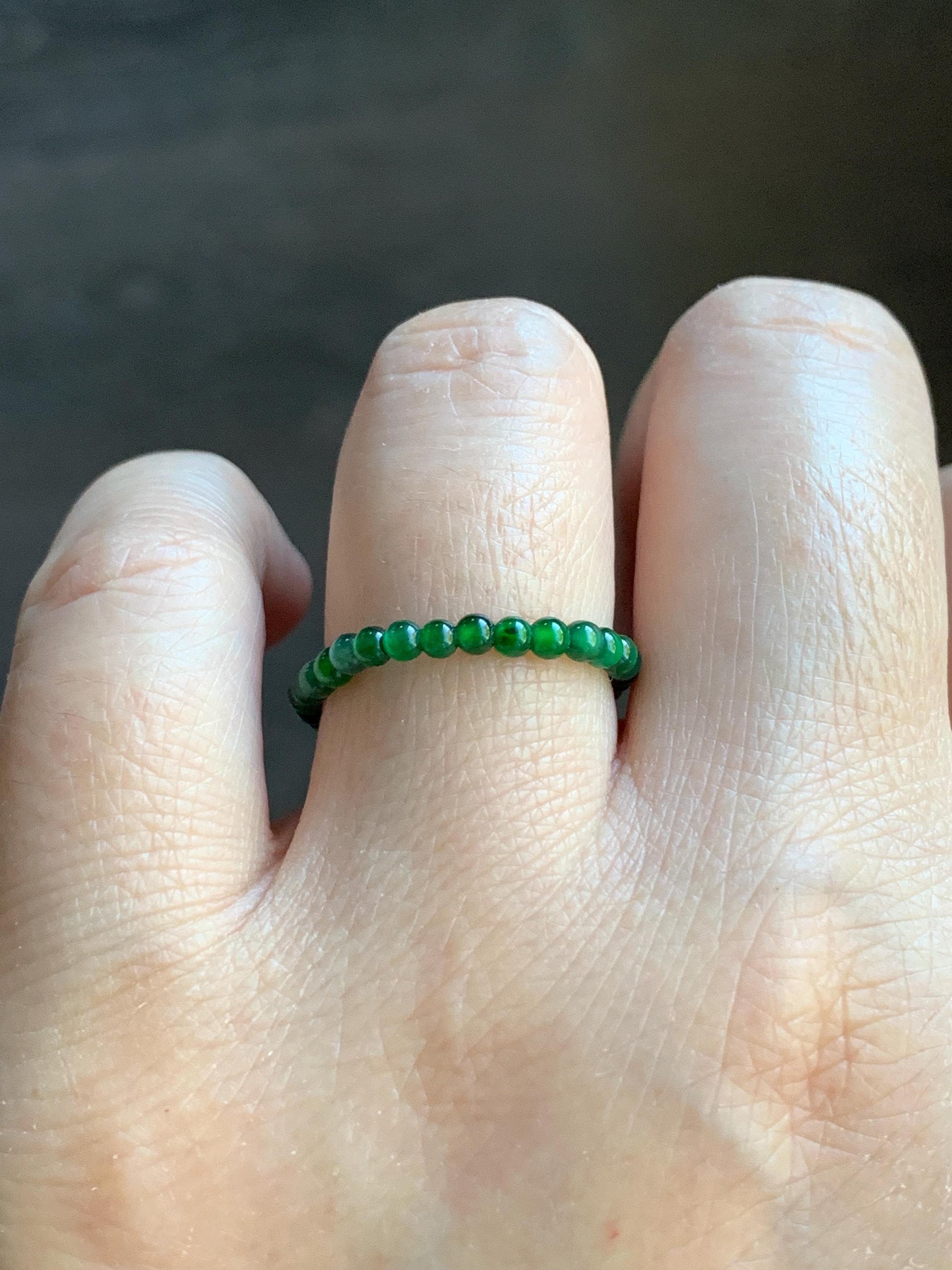 Natural Guatemalan Icy Translucent Vibrant Green Jadeite Petite Beads Natural Akoya Pearl Beaded Band Ring Size 8.5 US 天然冰危绿翡翠小珠天然日本海水珍珠戒圈