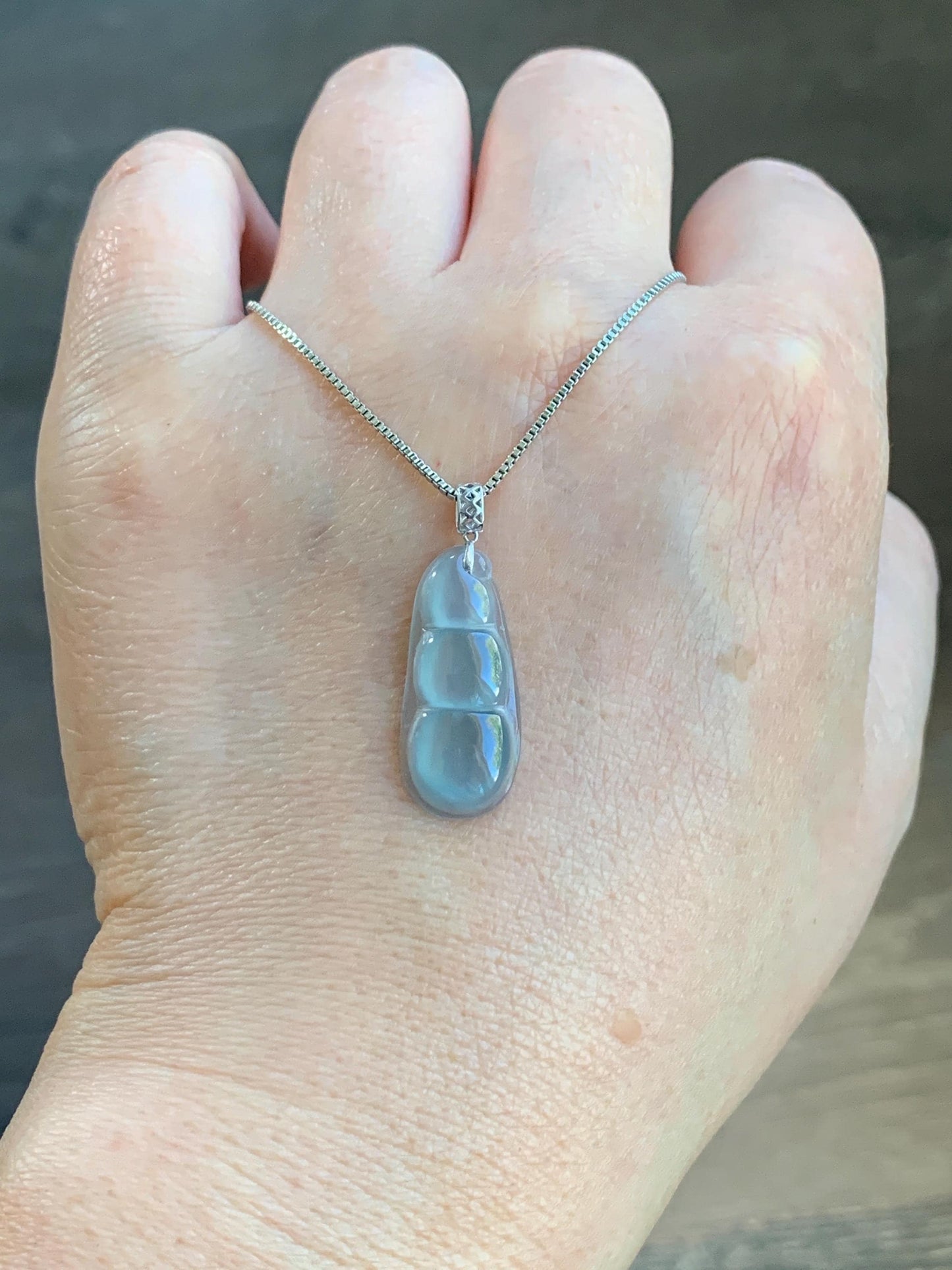 Natural Guatemalan Icy Highly Translucent Gelatinous Light Blue Jadeite Carved Peapod Pendant 18K White Gold 天然冰危浅蓝起光翡翠福豆镶嵌吊坠