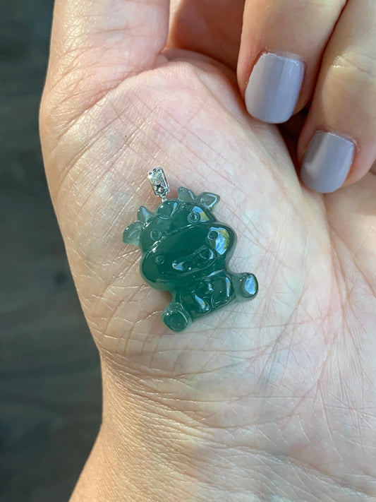 Natural Guatemalan Icy Translucent Gelatinous Teal Green Jadeite Baby Cow Pendant 18K White Gold 5g 天然冰胶危蓝绿翡翠小牛镶嵌吊坠