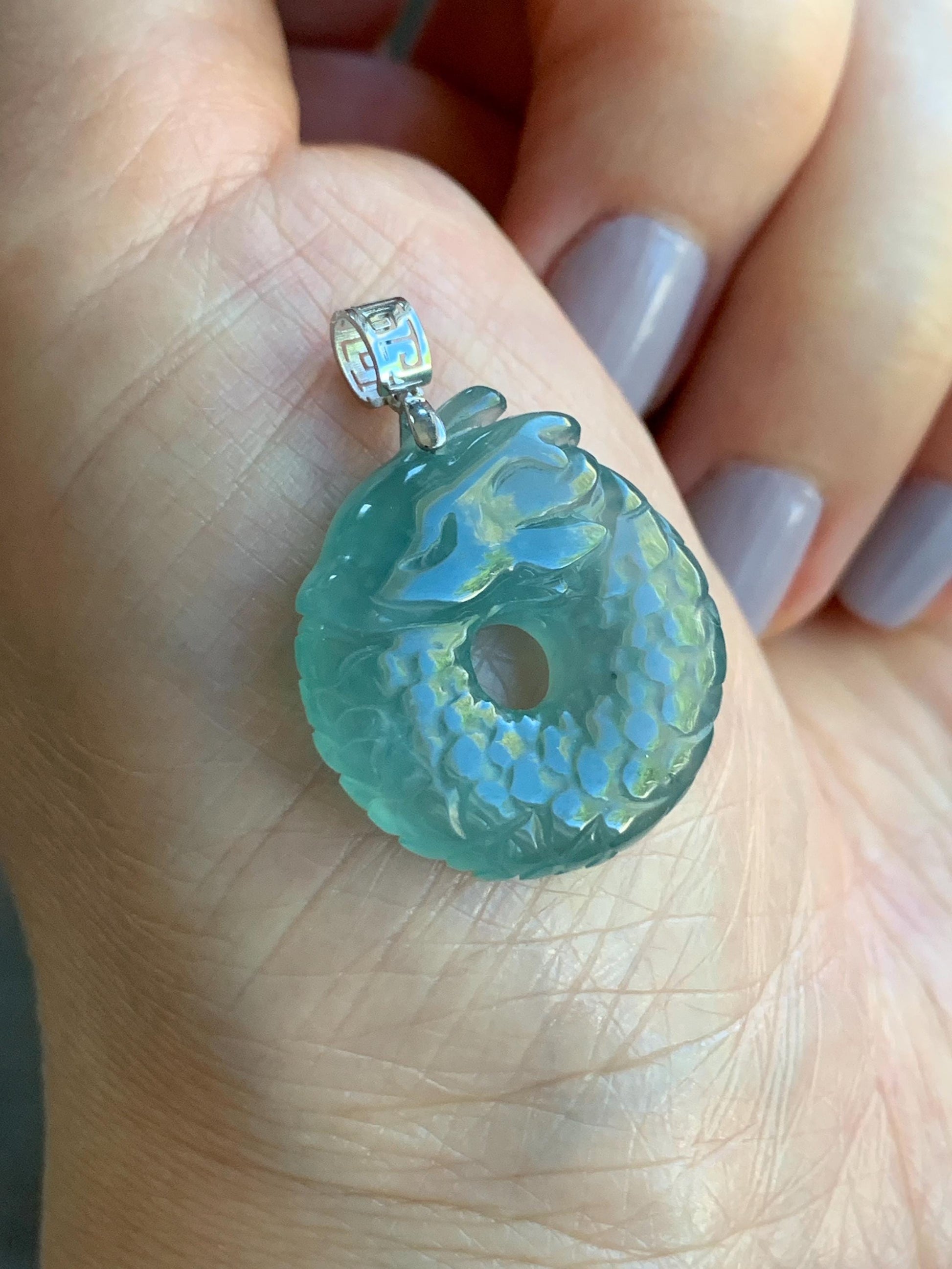 Natural Guatemalan Icy Translucent Gelatinous Teal Blue Jadeite Dragon Ping An Kou Donut Pendant 18K White Gold 5g 天然缅甸冰胶蓝绿翡翠盘龙平安扣吊坠 WLK74A