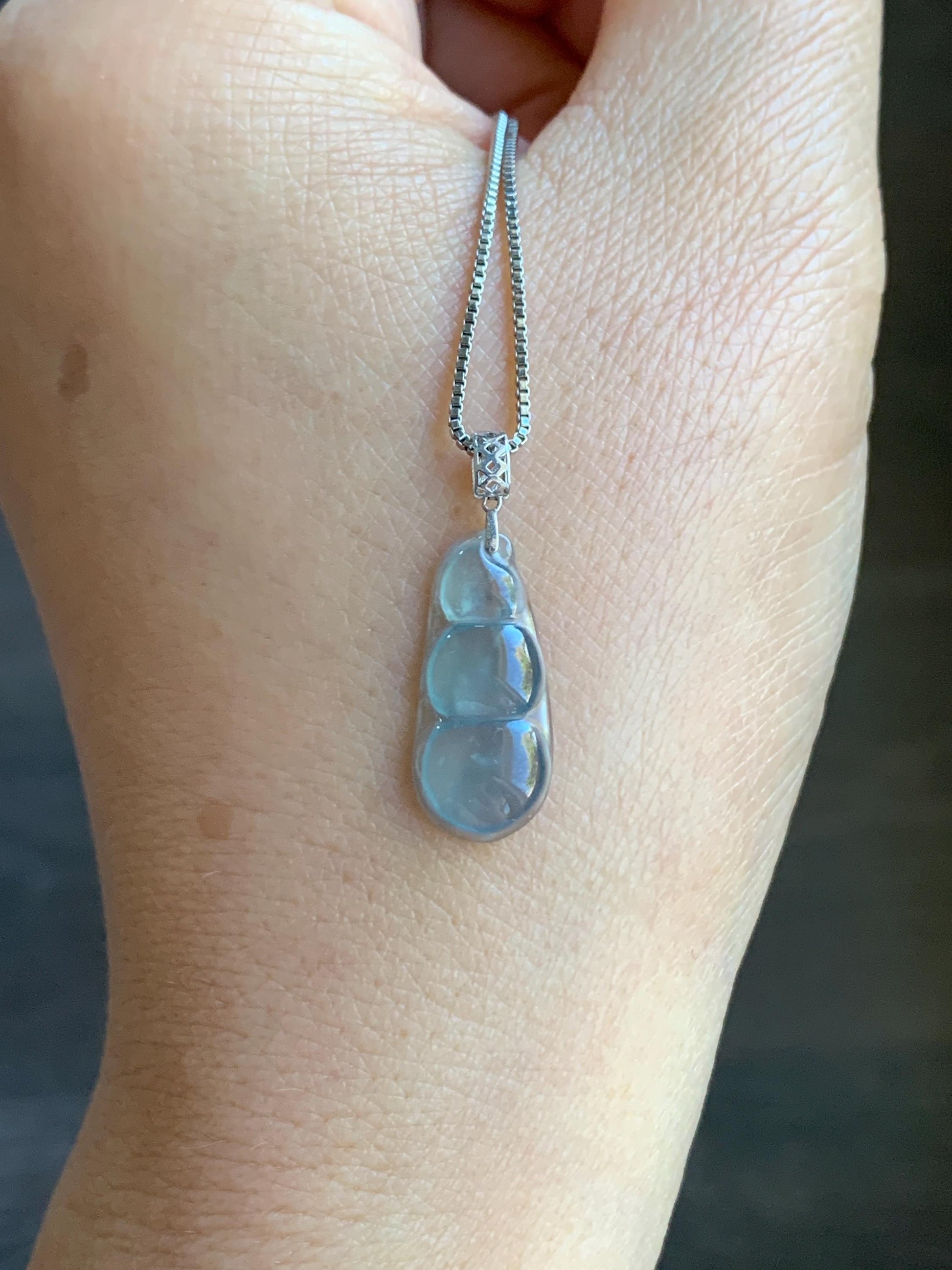 Petite Natural Guatemalan Icy Highly Translucent Gelatinous Light Blue Jadeite Carved Peapod Pendant 18K White Gold 天然冰危浅蓝起光翡翠福豆镶嵌吊坠 XDD712A