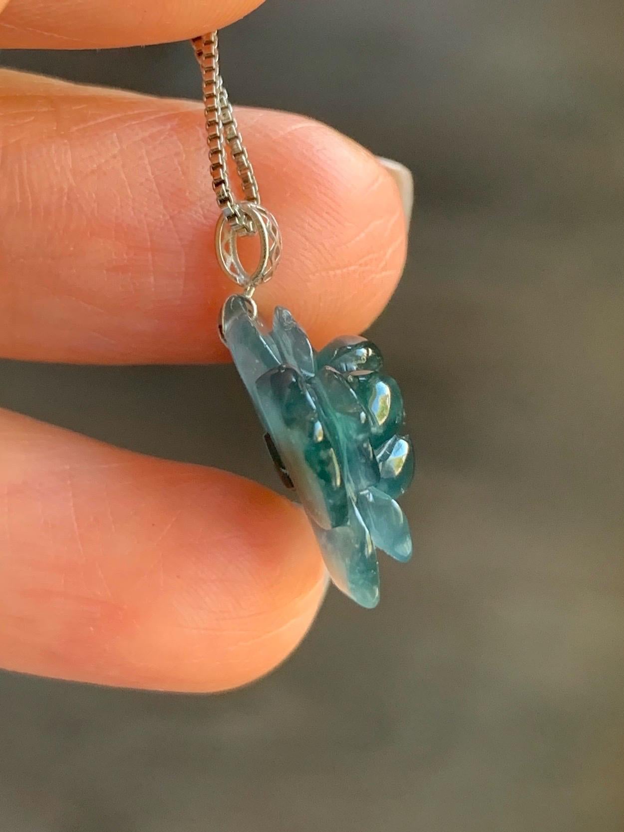 Natural Guatemalan Icy Highly Translucent Deep Indigo Blue Jadeite Lotus Flower Pendant 18K White Gold 2g 天然冰危深蓝翡翠莲花镶嵌吊坠 DLH620B