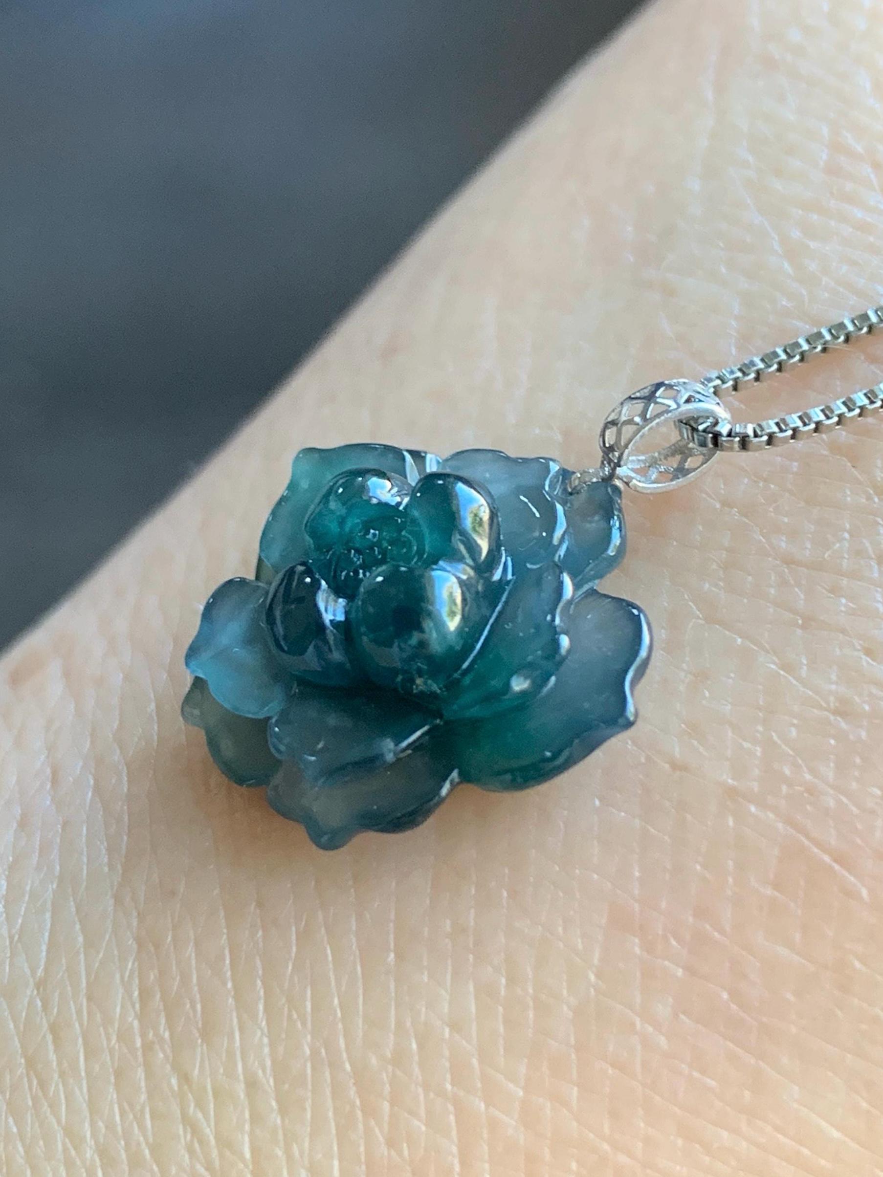 Natural Guatemalan Icy Highly Translucent Deep Indigo Blue Jadeite Lotus Flower Pendant 18K White Gold 2g 天然冰危深蓝翡翠莲花镶嵌吊坠 DLH620B