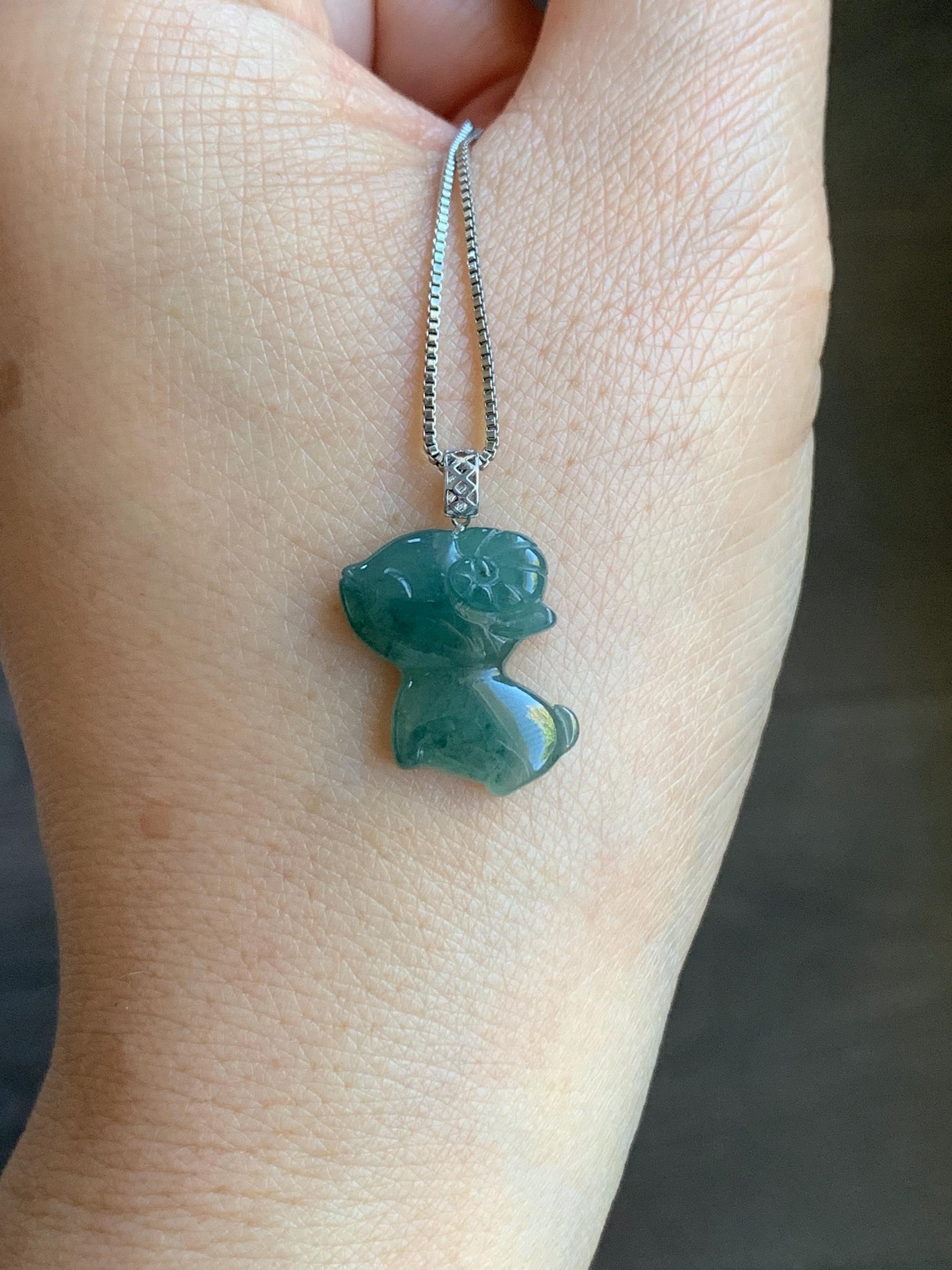 Natural Guatemalan Icy Translucent Gelatinous Teal Green Jadeite Baby Sheep Ram Pendant 18K White Gold 2g 天然冰胶危蓝绿翡翠小羊镶嵌吊坠 XDW72A