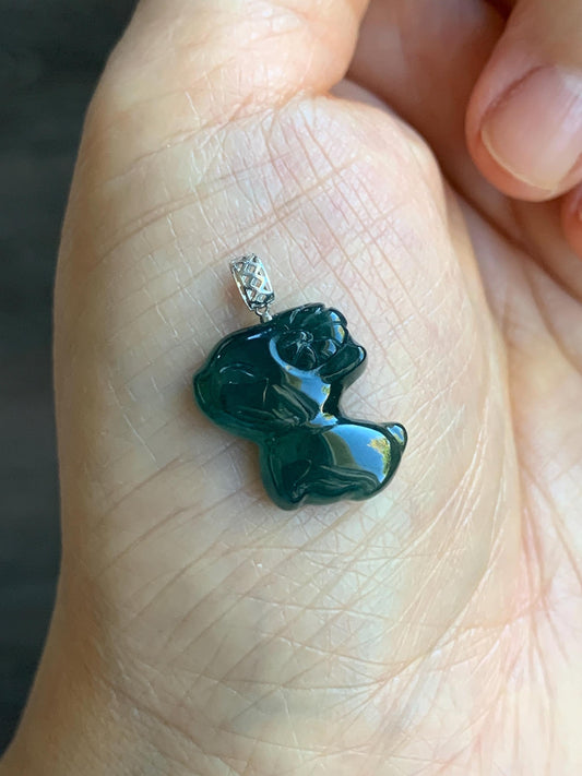 Natural Guatemalan Icy Translucent Gelatinous Deep Teal Blue Jadeite Baby Sheep Ram Pendant 18K White Gold 2g 天然冰胶危深蓝绿翡翠小羊镶嵌吊坠 XDW72B