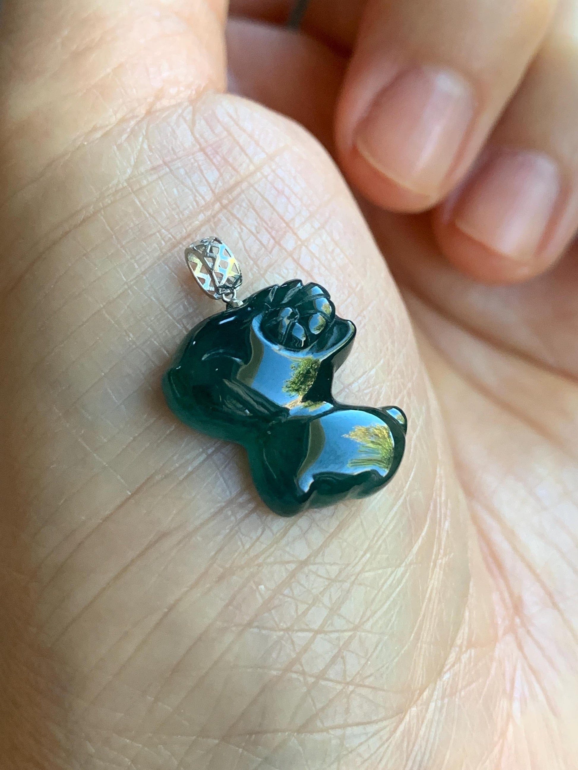 Natural Guatemalan Icy Translucent Gelatinous Deep Teal Blue Jadeite Baby Sheep Ram Pendant 18K White Gold 2g 天然冰胶危深蓝绿翡翠小羊镶嵌吊坠 XDW72B