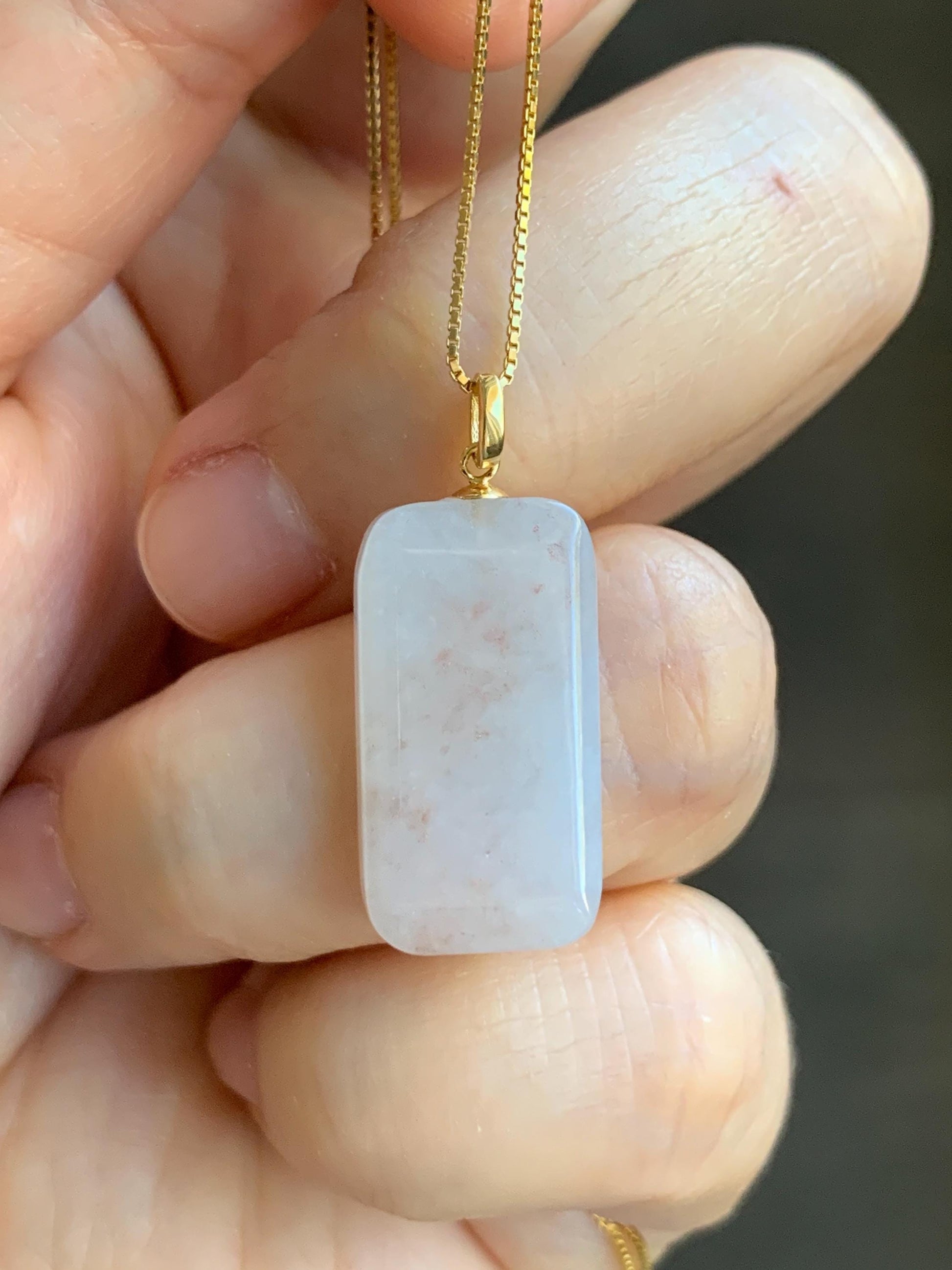 Petite Natural Burmese Icy Translation Golden Marbled Jadeite Rectangle Wu Shi Pai Pendant 18K Yellow Gold 4g 天然缅甸冰桂花糕撒金翡翠小无事牌镶嵌吊坠