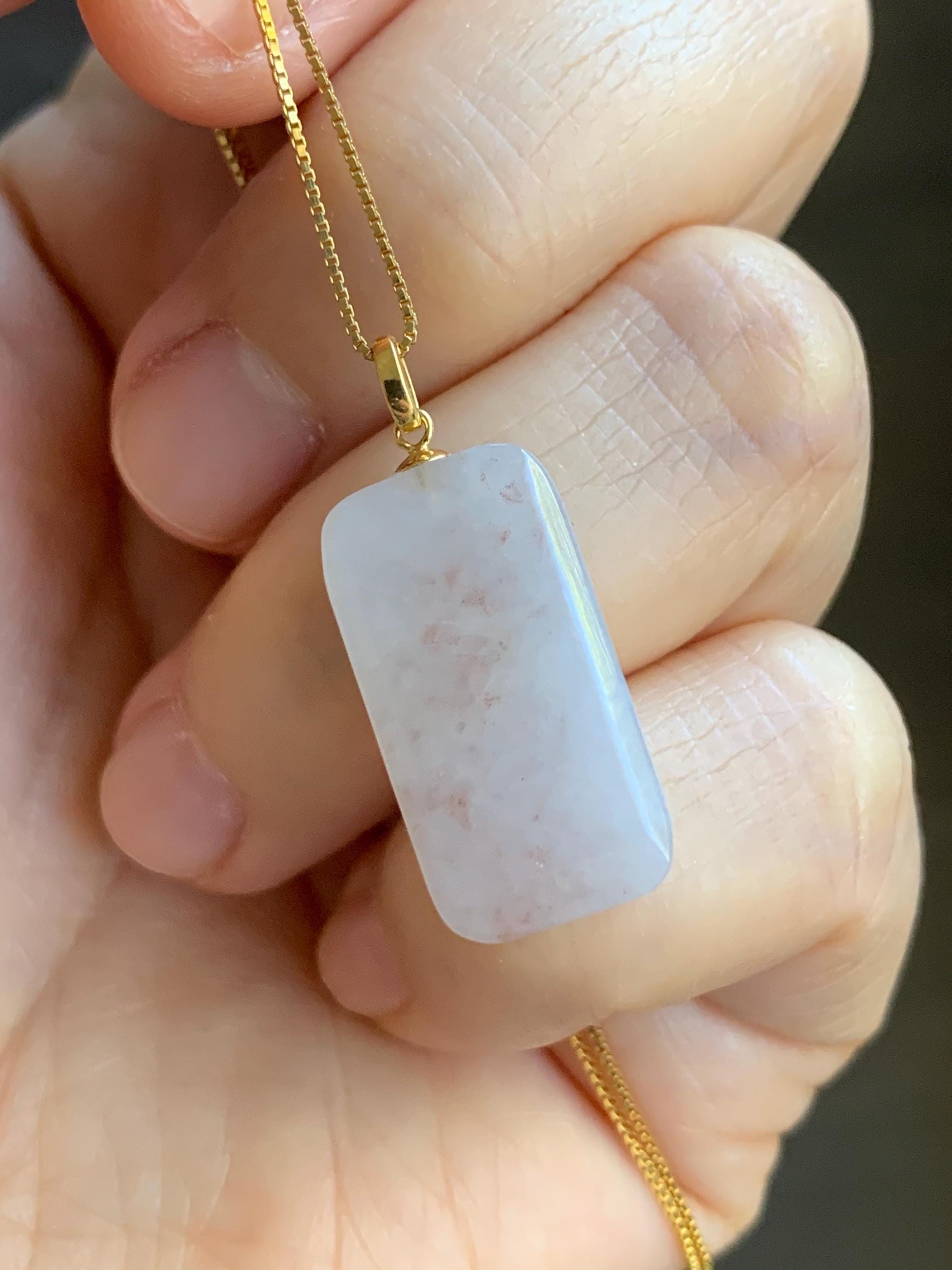 Petite Natural Burmese Icy Translation Golden Marbled Jadeite Rectangle Wu Shi Pai Pendant 18K Yellow Gold 4g 天然缅甸冰桂花糕撒金翡翠小无事牌镶嵌吊坠