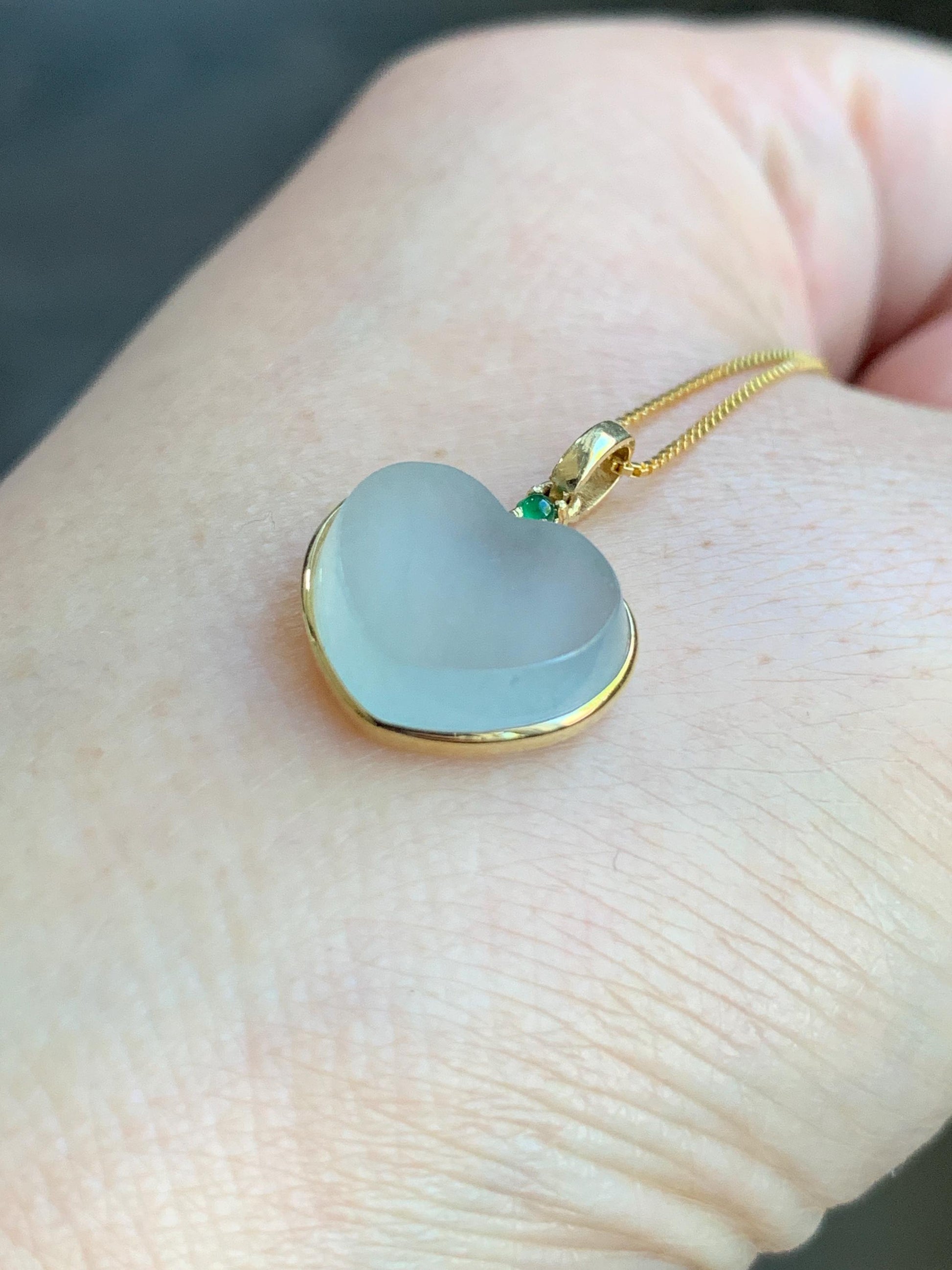 Certified Natural Burmese grade A Icy Translucent Light Green Jadeite Faceted Heart Pendant 18K Yellow Gold 2g 天然缅甸冰晴底翡翠爱心镶嵌吊坠 3026