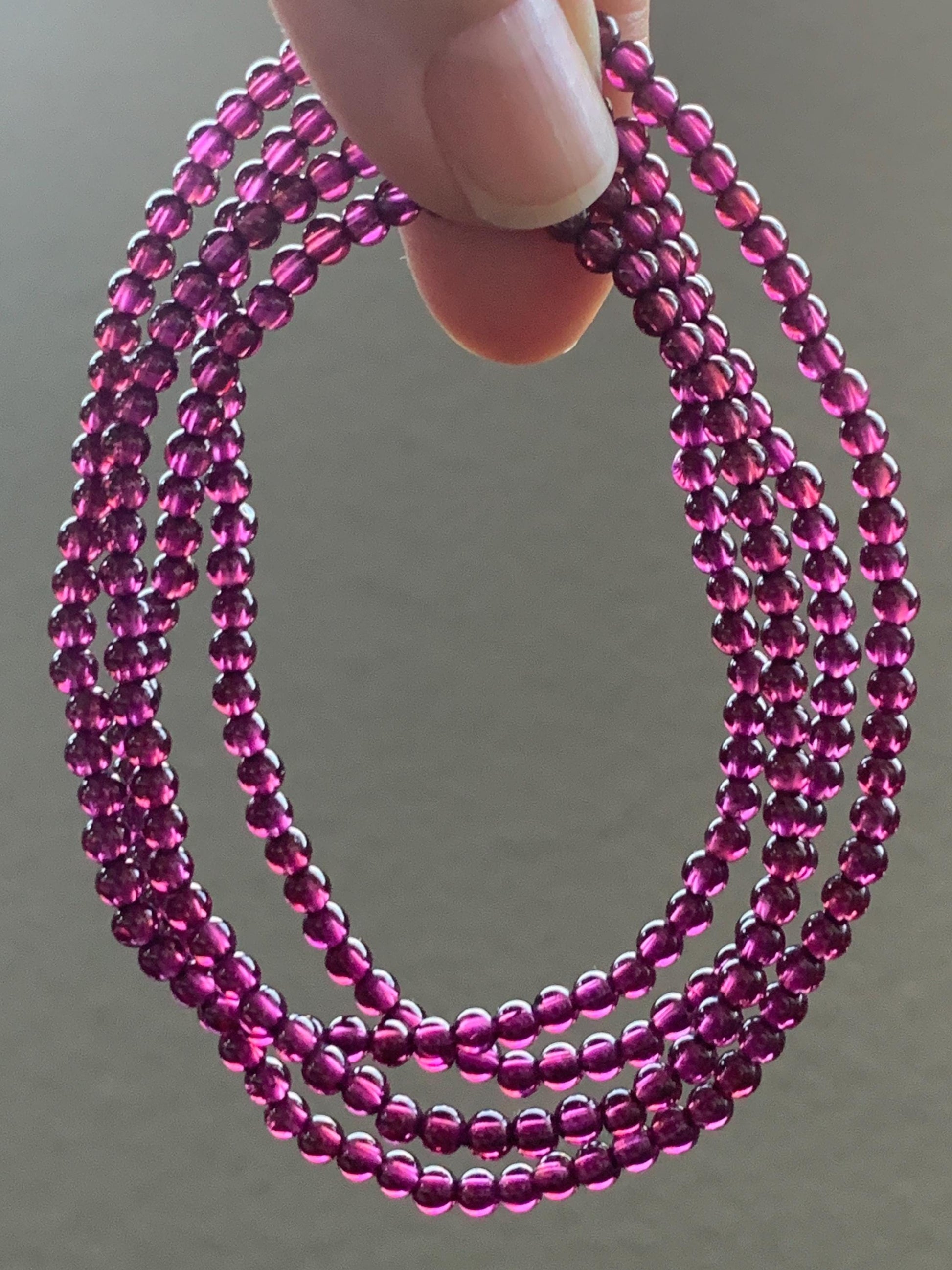 Natural Icy Highly Translucent Intense Raspberry Purple Rhodolite Garnet Petite Beads Layered Beaded Bracelets 天然冰透起光紫牙乌石榴石手串