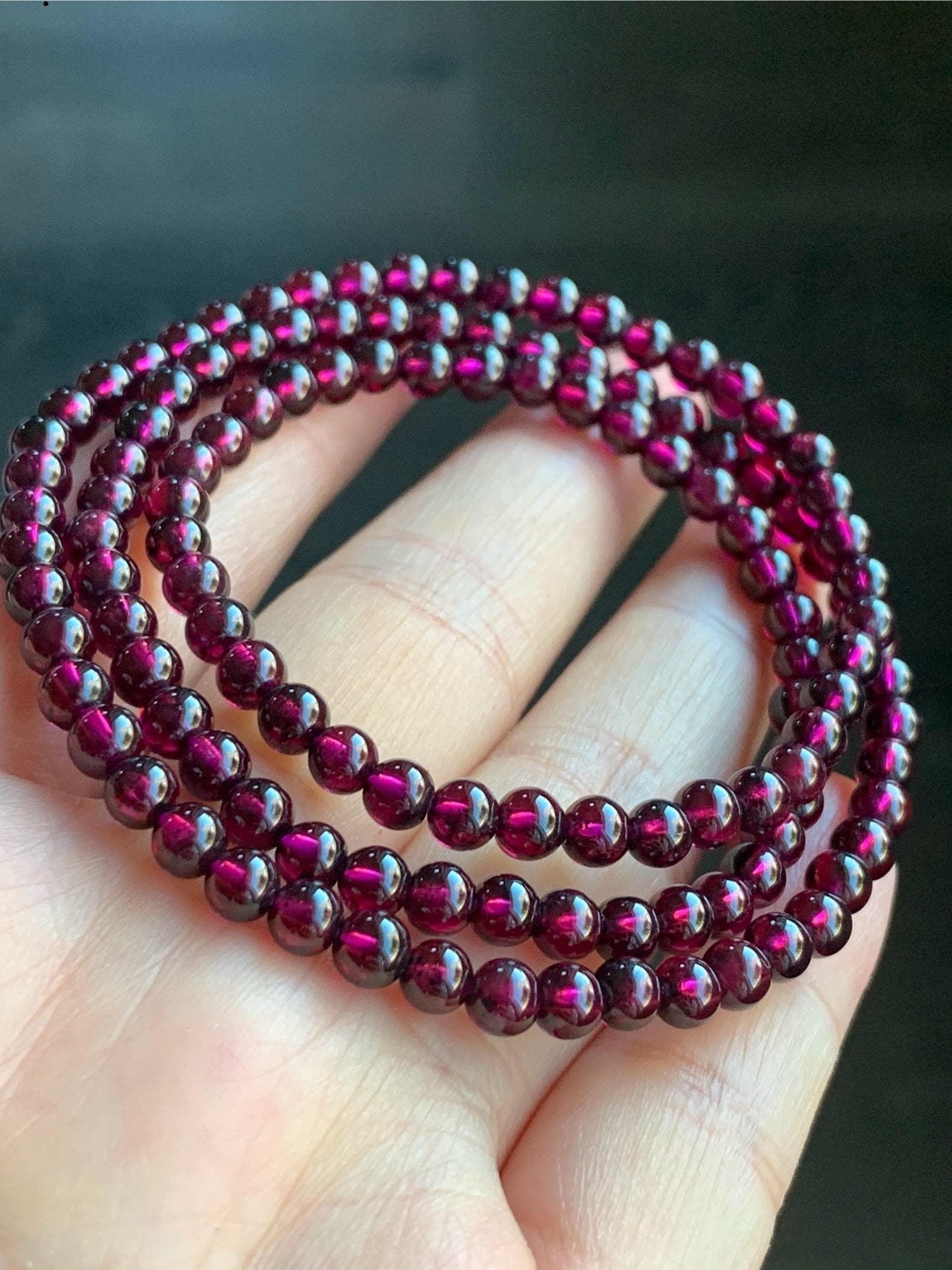 Natural Icy Highly Translucent Deep Raspberry Purple Rhodolite Garnet Beads Triple Layered Beaded Bracelets 4.5mm 24g 天然冰透起光紫牙乌石榴石手串