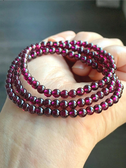 Natural Icy Highly Translucent Deep Raspberry Purple Rhodolite Garnet Beads Triple Layered Beaded Bracelets 4.5mm 24g 天然冰透起光紫牙乌石榴石手串