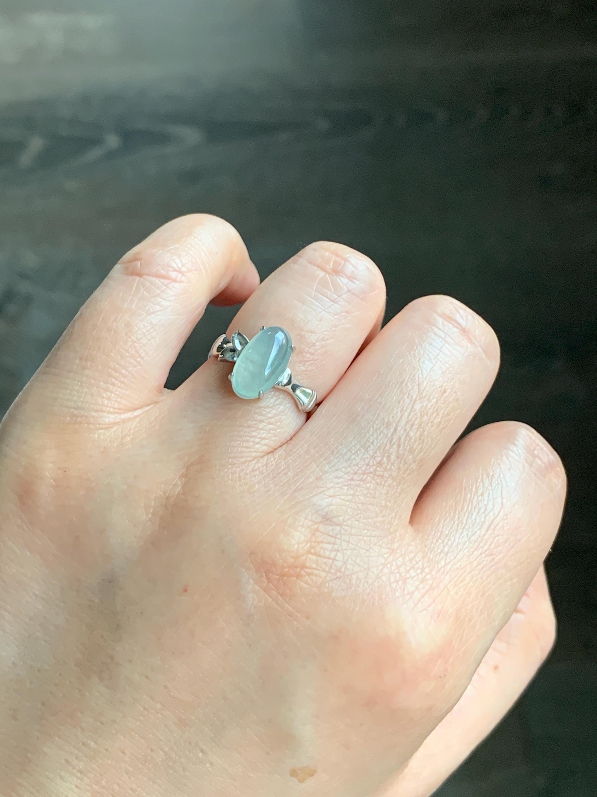 Certified Natural Burmese Icy Highly Translucent Pastel Green Oval Jadeite Bamboo Ring Sterling Silver size 6.5 天然缅甸冰胶起光晴底翡翠镶嵌竹节款戒指 7396
