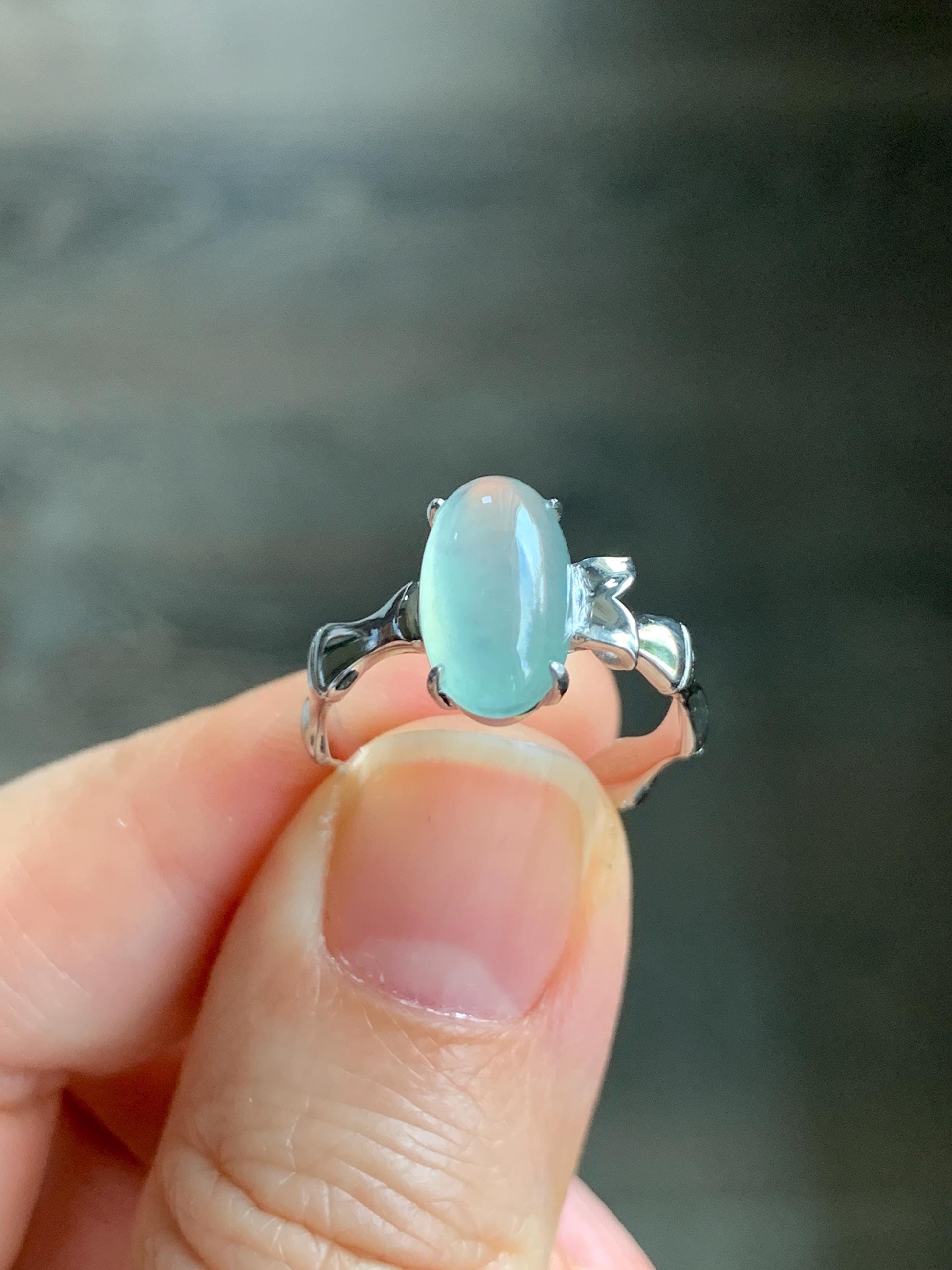 Certified Natural Burmese Icy Highly Translucent Pastel Green Oval Jadeite Bamboo Ring Sterling Silver size 6.5 天然缅甸冰胶起光晴底翡翠镶嵌竹节款戒指 7396