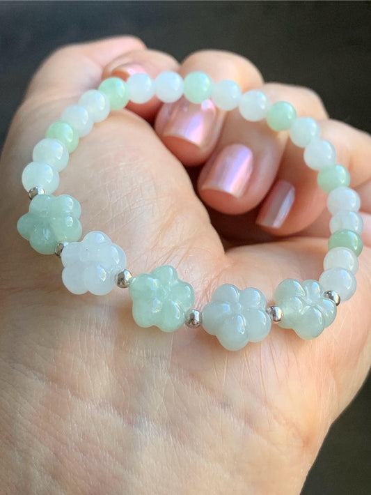 Natural Burmese Icy Translucent Light Green & White Jadeite Chery Blossom Beaded Bracelet Sterling Silver 6.75” 12g 天然缅甸白冰晴底翡翠梅花圆珠手串
