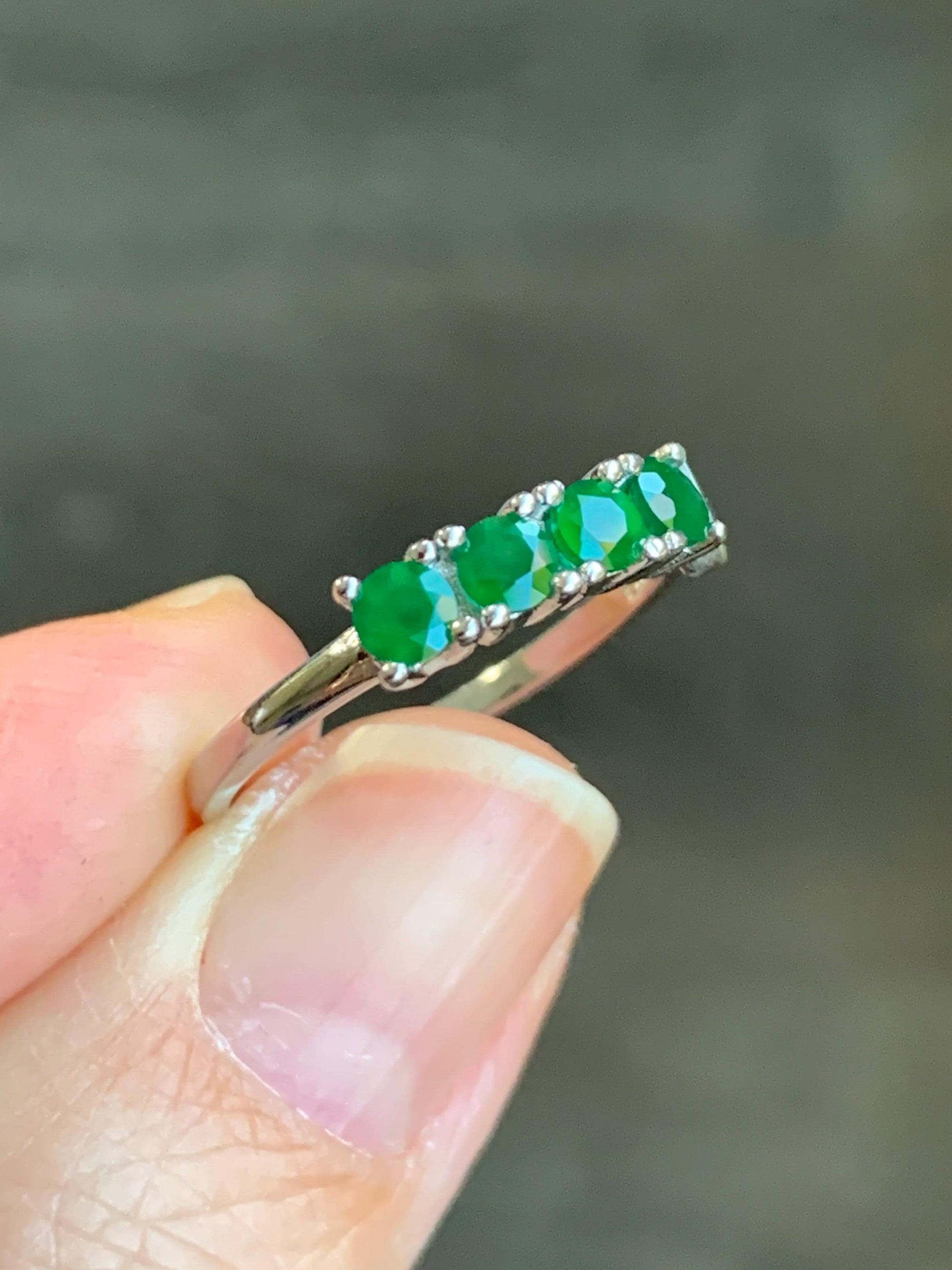 Natural Guatemalan Icy Translucent Vibrant Green 4-Stone Jadeite Diamond Faceted Open Band Ring Size 6 US Sterling Silver 天然冰危绿钻石翡翠镶嵌开口排戒