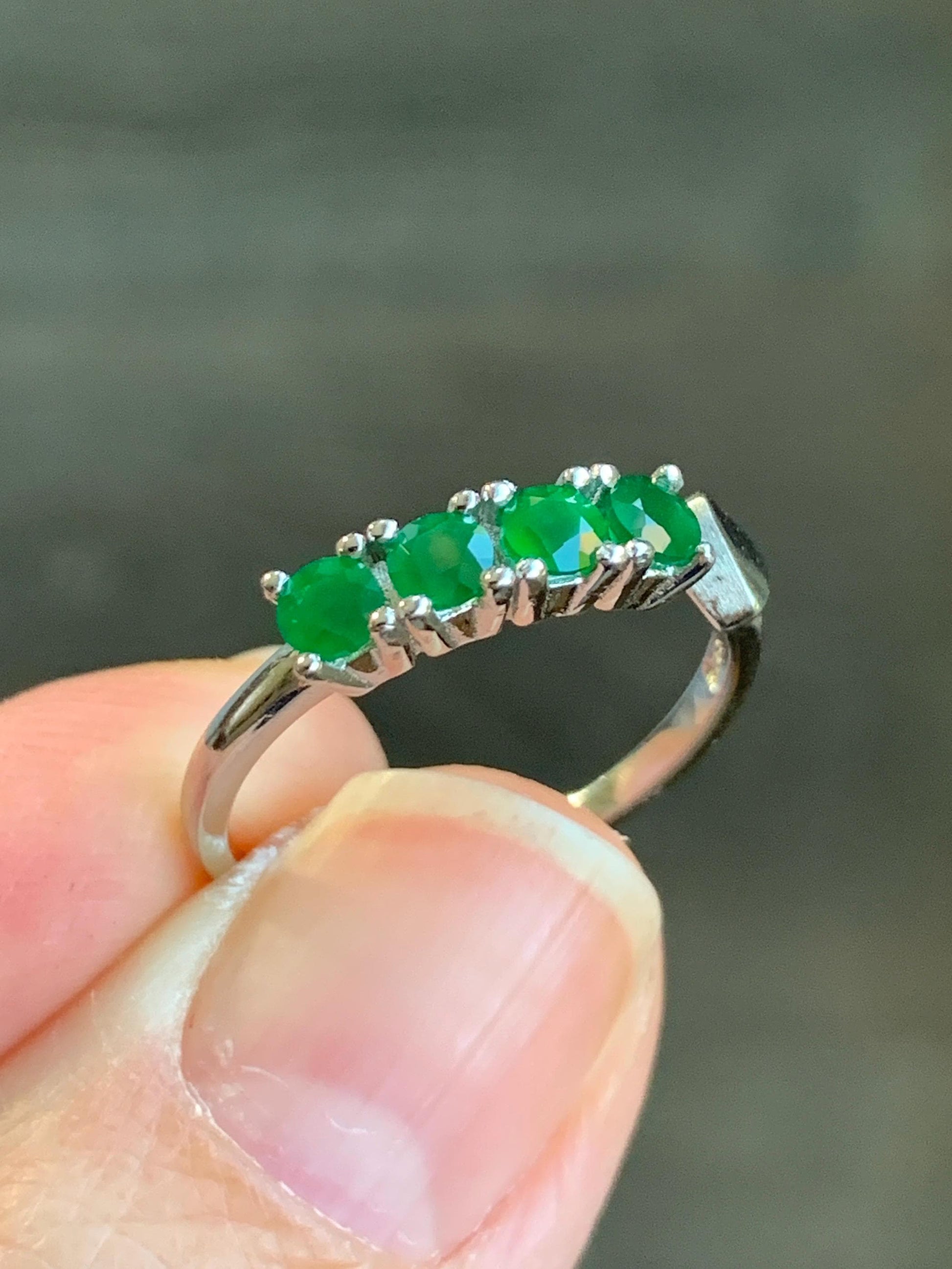 Natural Guatemalan Icy Translucent Vibrant Green 4-Stone Jadeite Diamond Faceted Open Band Ring Size 6 US Sterling Silver 天然冰危绿钻石翡翠镶嵌开口排戒