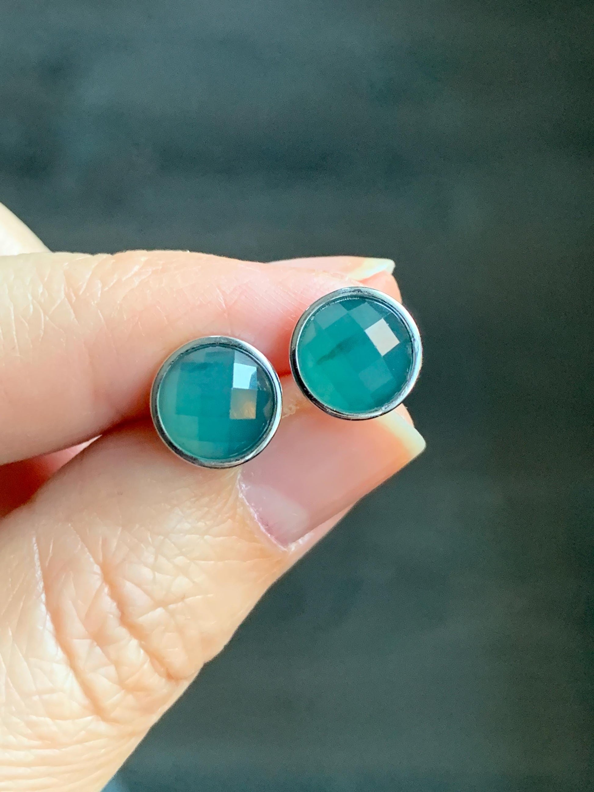 Natural Guatemalan Icy Translucent Teal Blue Jadeite Faceted Round Cabochon Stud Earrings S925 Sterling Silver 天然冰危蓝翡翠切割面银镶耳钉