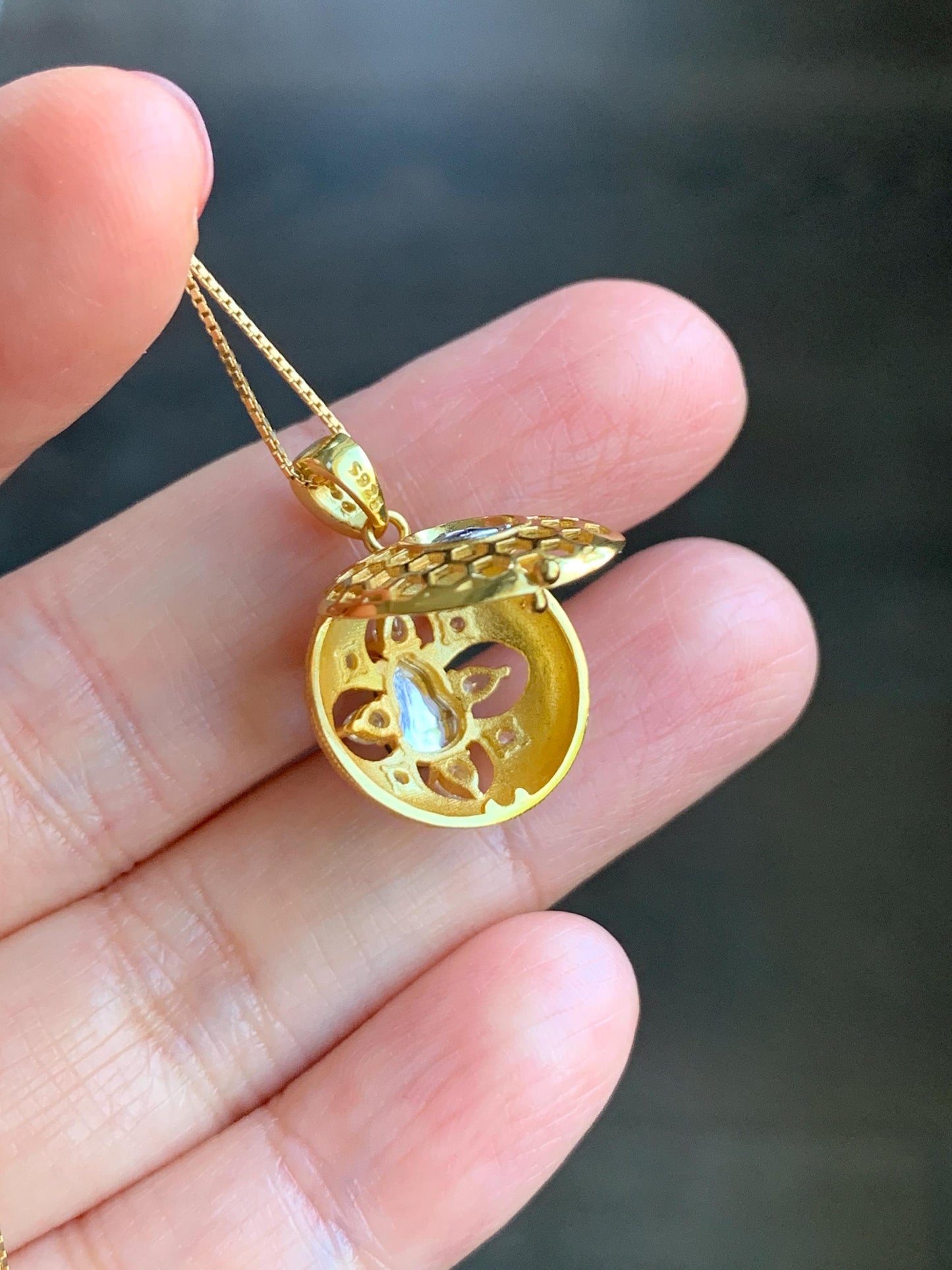 Natural Guatemalan Icy Translucent Vibrant Green Jadeite Hulu Gourd Locket Pendant S925 Sterling Silver Yellow Gold Overlay 天然高危冰绿翡翠葫芦镶嵌吊坠
