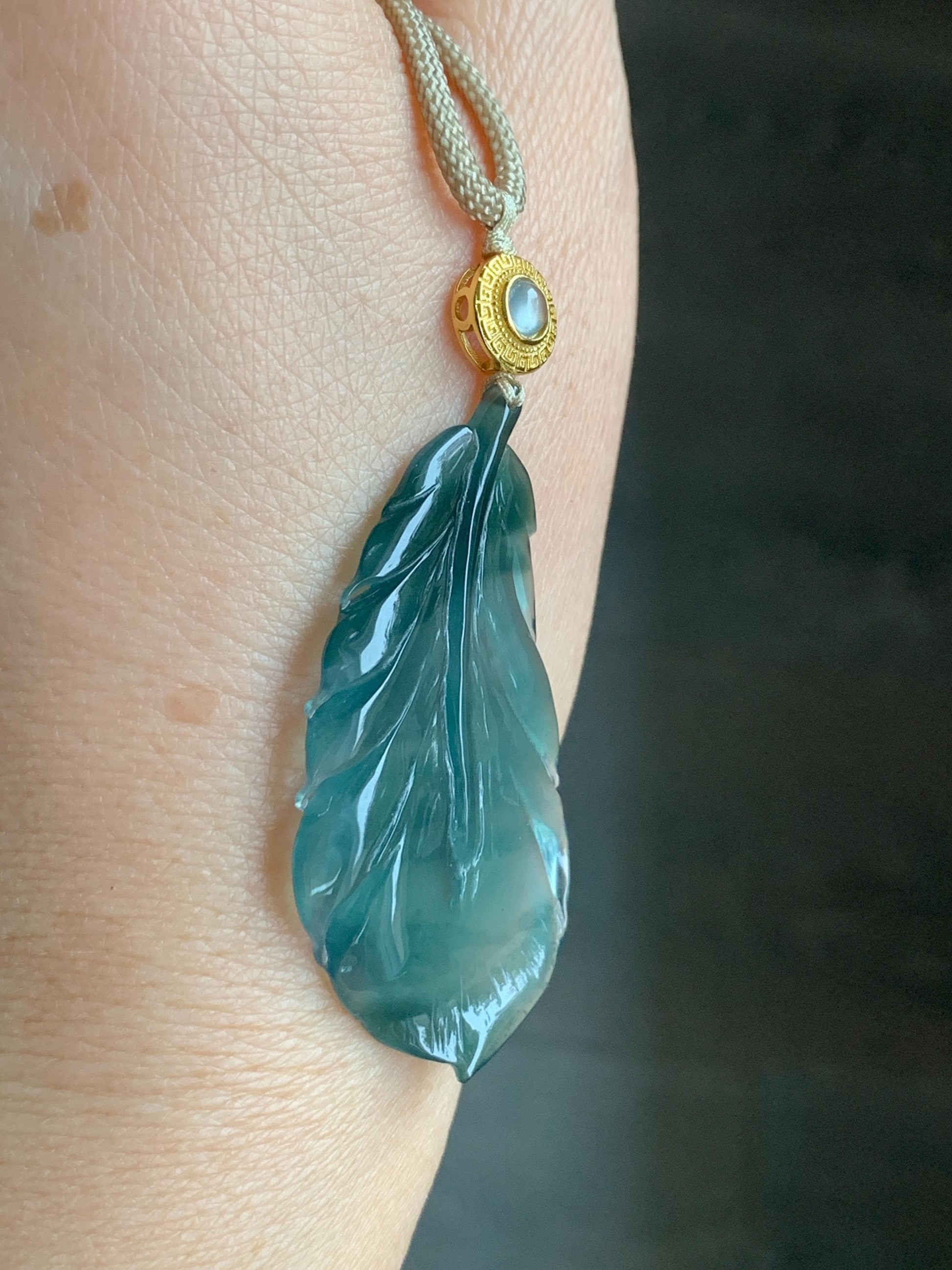 Natural Guatemalan Icy Translucent Gelatinous Deep Teal Green Jadeite Feather Pendant Rope Necklace 25" 10g Sterling Silver 天然冰胶危湖水绿翡翠羽毛吊坠