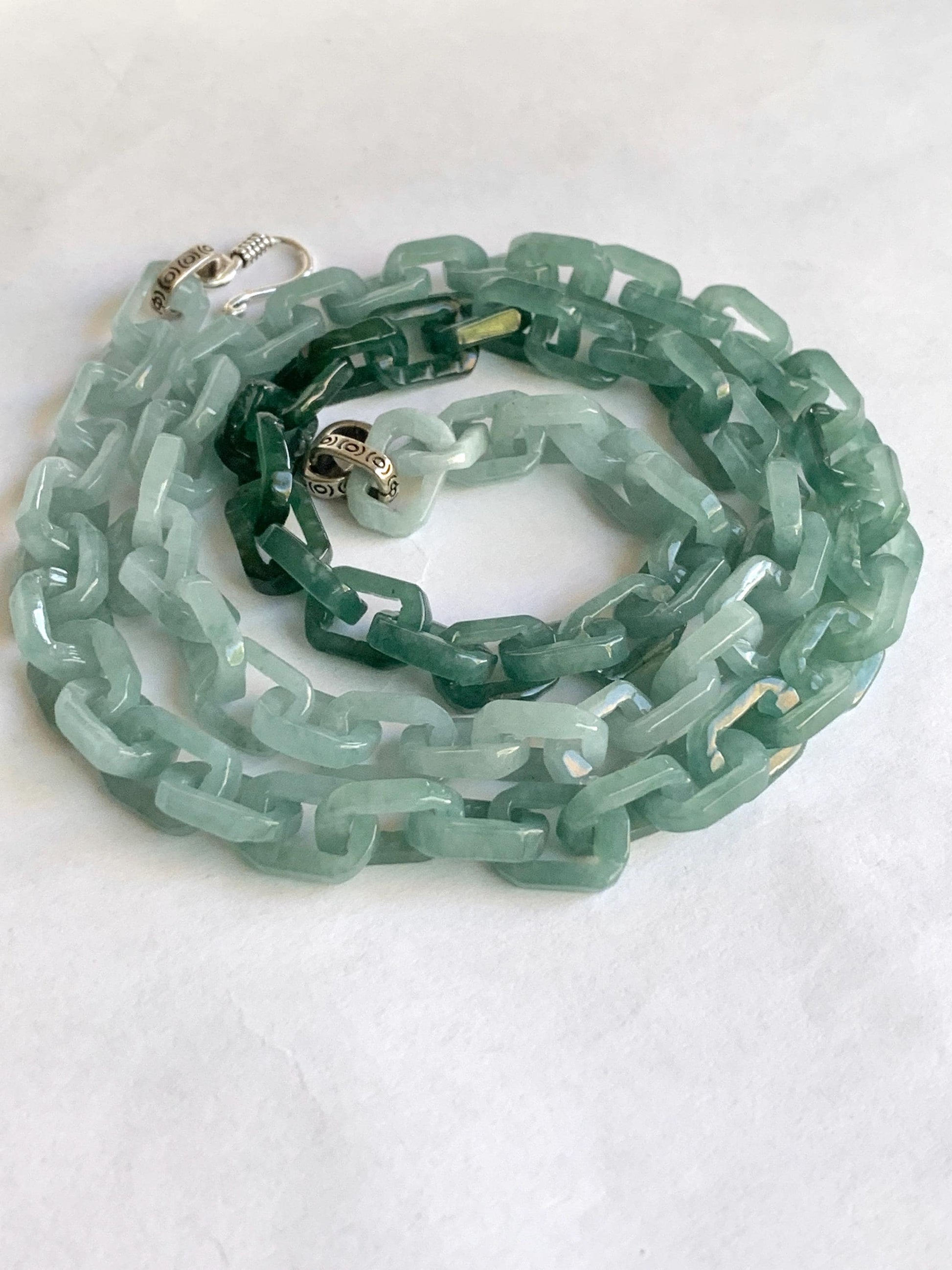 Certified Natural Guatemalan Icy Translucent Gradient Teal Blue Jadeite Interlocking Link Necklace Sterling Silver Closure 天然冰危渐变蓝翡翠环环相扣项链