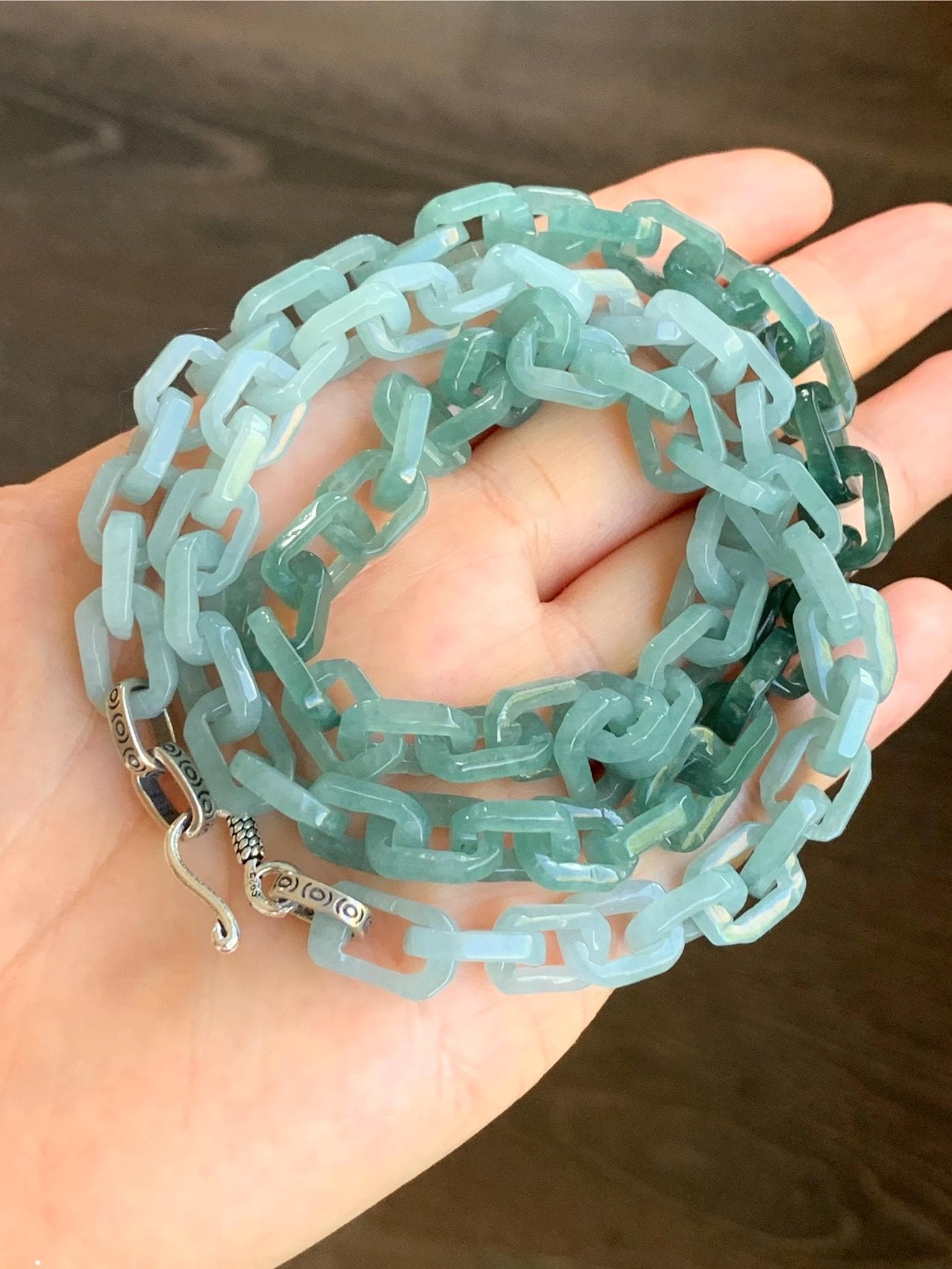 Certified Natural Guatemalan Icy Translucent Gradient Teal Blue Jadeite Interlocking Link Necklace Sterling Silver Closure 天然冰危渐变蓝翡翠环环相扣项链