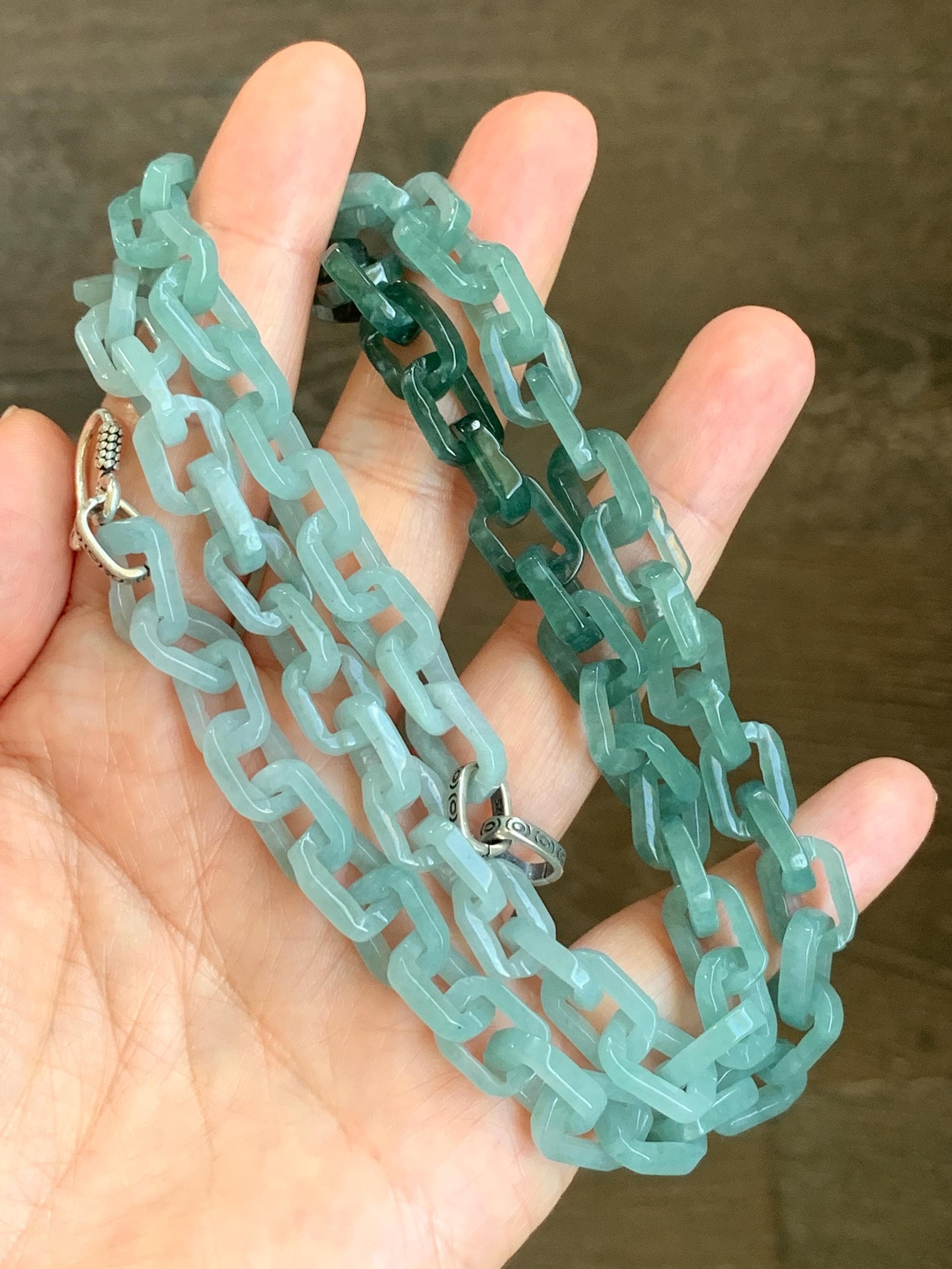 Certified Natural Guatemalan Icy Translucent Gradient Teal Blue Jadeite Interlocking Link Necklace Sterling Silver Closure 天然冰危渐变蓝翡翠环环相扣项链