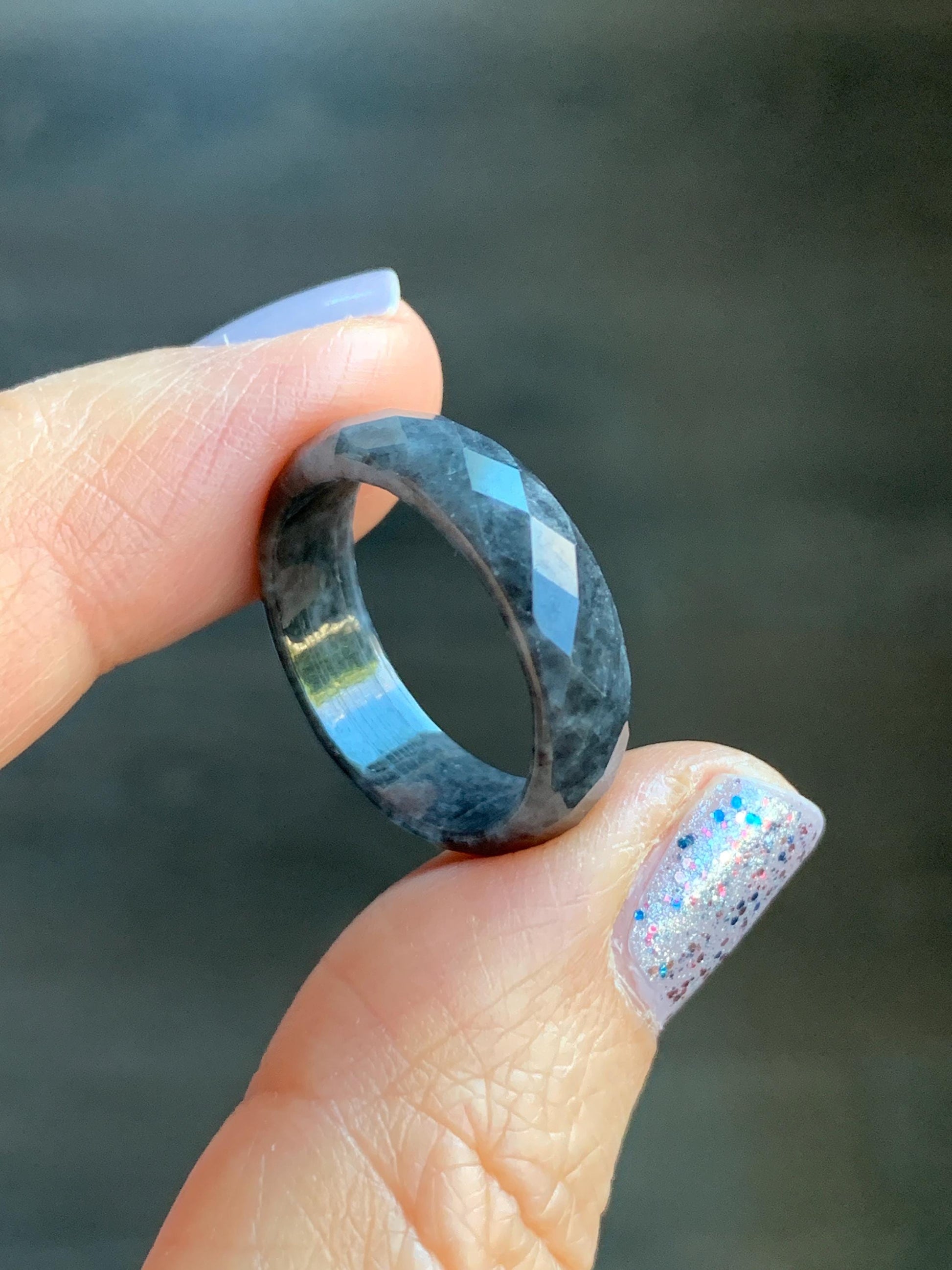 Natural Burmese Icy Translucent Dark Wuji Jadeite Diamond Faceted Band Ring Size 7.75 US 天然缅甸冰乌鸡翡翠切割面戒圈 ZQW-C