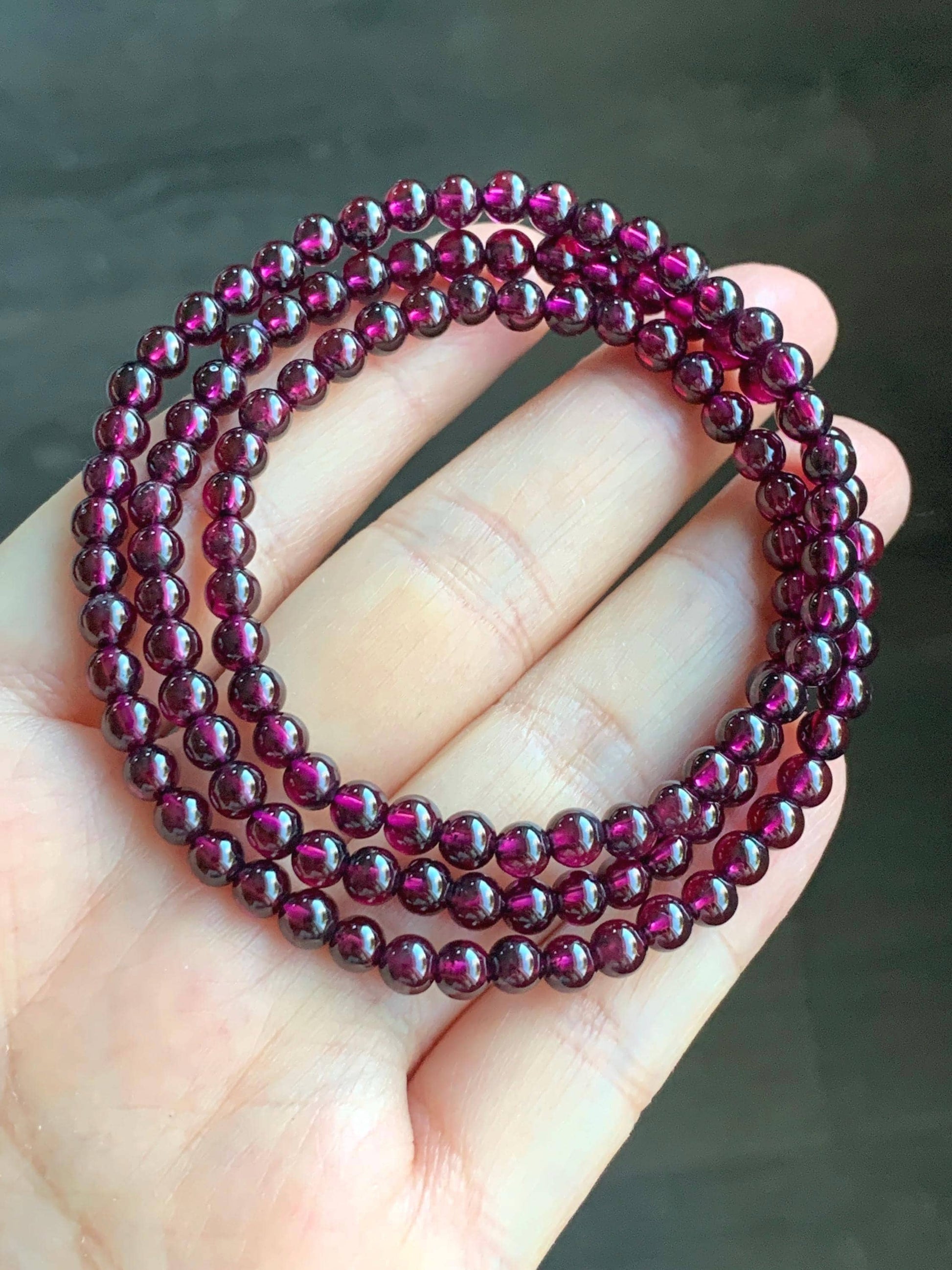 Natural Icy Highly Translucent Deep Raspberry Purple Rhodolite Garnet Beads Triple Layered Beaded Bracelets 4.5mm 24g 天然冰透起光紫牙乌石榴石手串