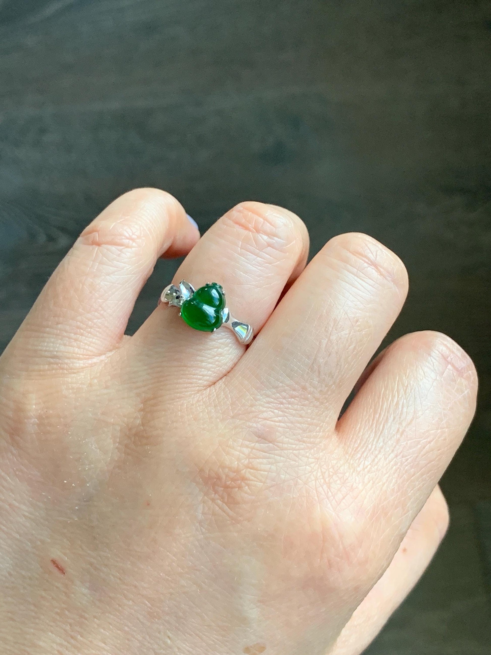 Certified Natural Guatemalan Icy Translucent Vibrant Green Gourd Hulu Jadeite Bamboo Ring Sterling Silver Size 7 US 天然冰胶危绿翡翠葫芦镶嵌竹节款戒指 7392