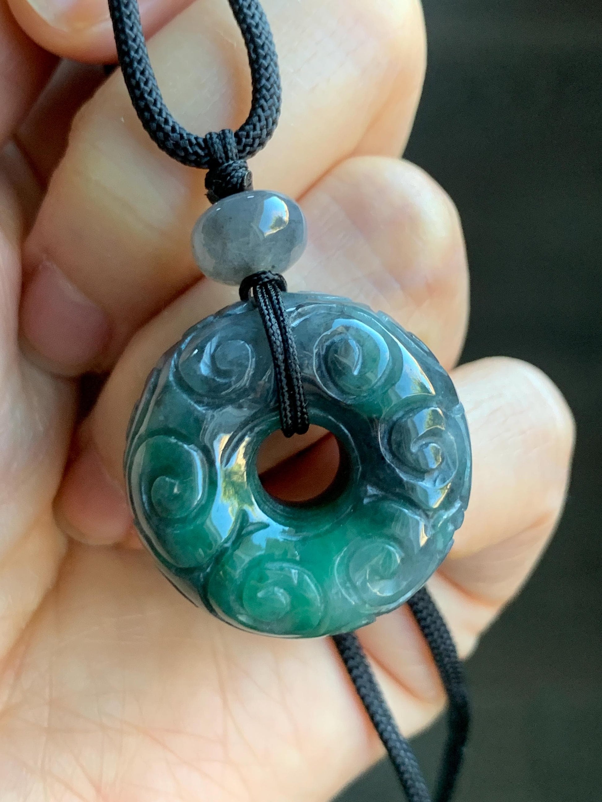 Natural Grade A Icy Translucent Wuji Vibrant Green Marbled Jadeite Pudgy Ping An Kou Donut Pendant Rope Necklace 25” 22g 天然乌鸡飘绿翡翠仿古平安肥扣吊坠