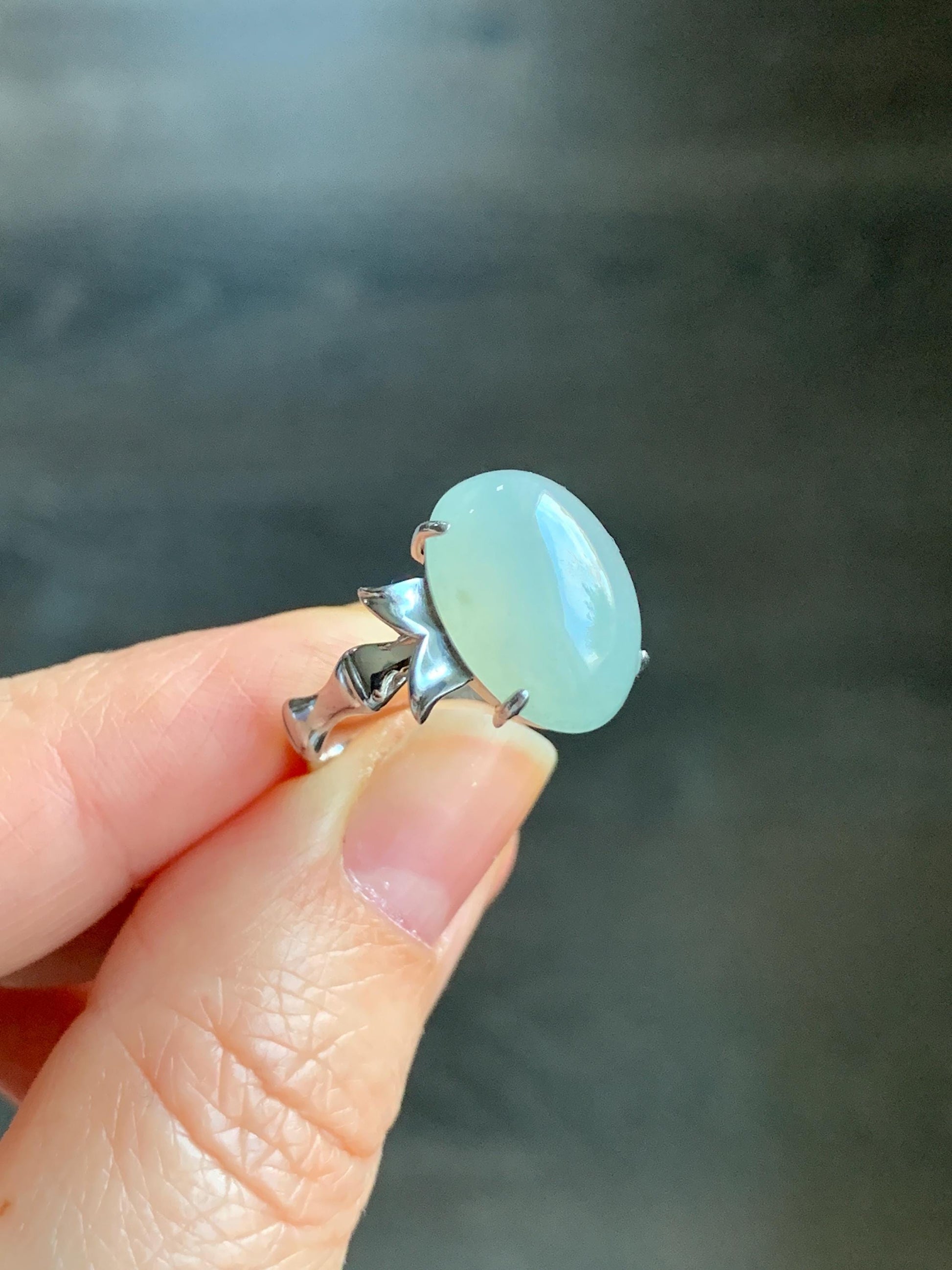 Certified Natural Burmese Icy Translucent Gelatinous Light Green Oval Jadeite Bamboo Ring Sterling Silver size 7 天然缅甸冰胶起光晴底翡翠镶嵌竹节款戒指 7393